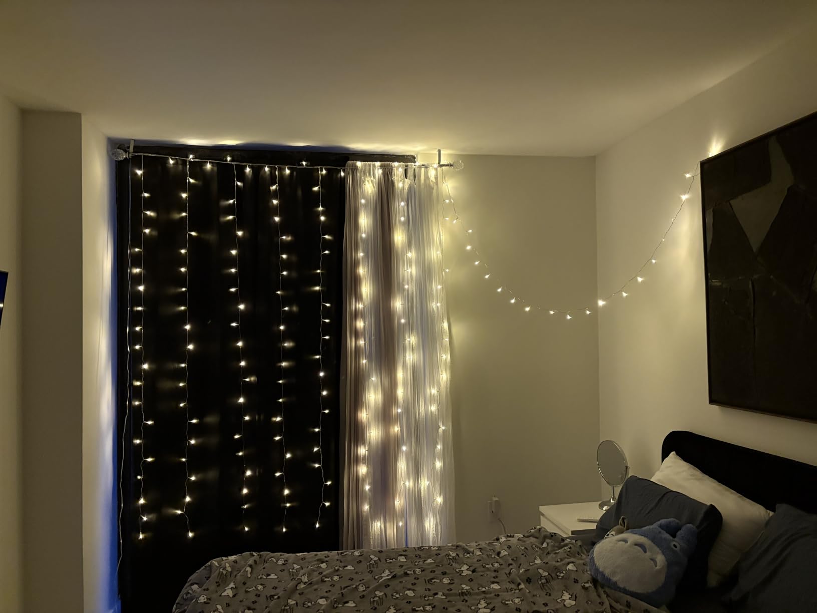 Ollny Curtain Lights 6.6x6.6ft, 200 LED String Lights with Remote 8 Modes Dimmable Timer, USB Power Fairy Light for Bedroom Backdrop Indoor Wall Window Christmas Decorations, Warm White customer photo 2