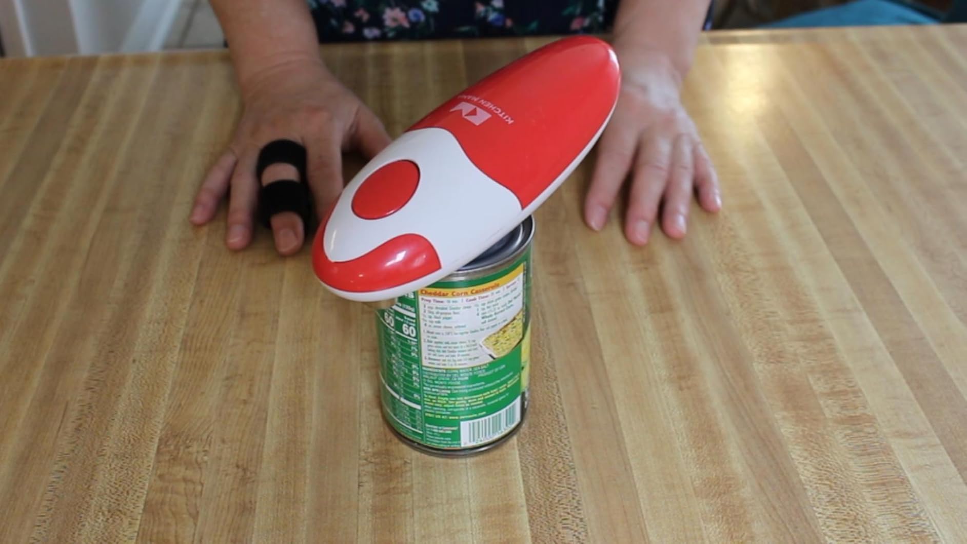 Kitchen Mama Auto Electric Can Opener, Red | Automatic, Hands Free, Smooth Edge, Food-Safe, Battery Operated customer photo 2