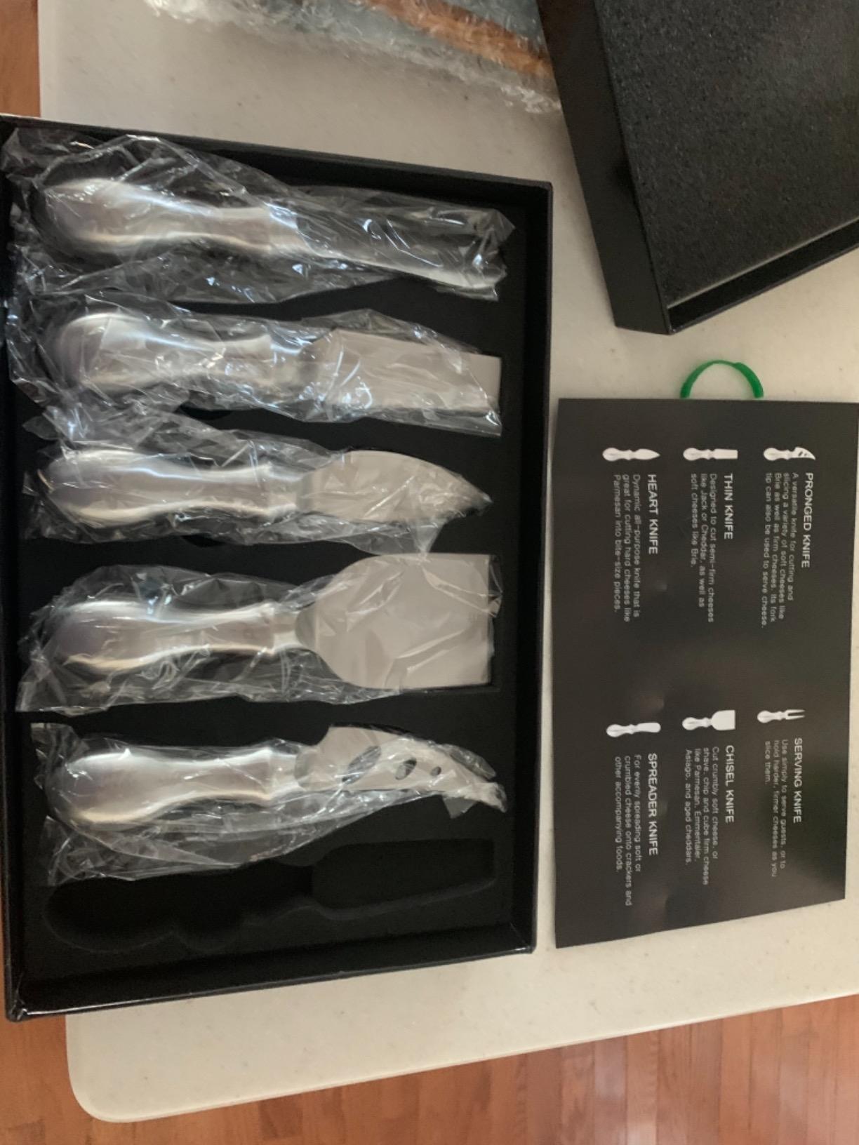 WoneNice Cheese Knife Set, 6-Piece Stainless Steel Knives | Versatile Cheese Knives Set for Charcuterie, Dishwasher Safe, Rustproof, Gift for Wedding Housewarming Christmas customer photo 1
