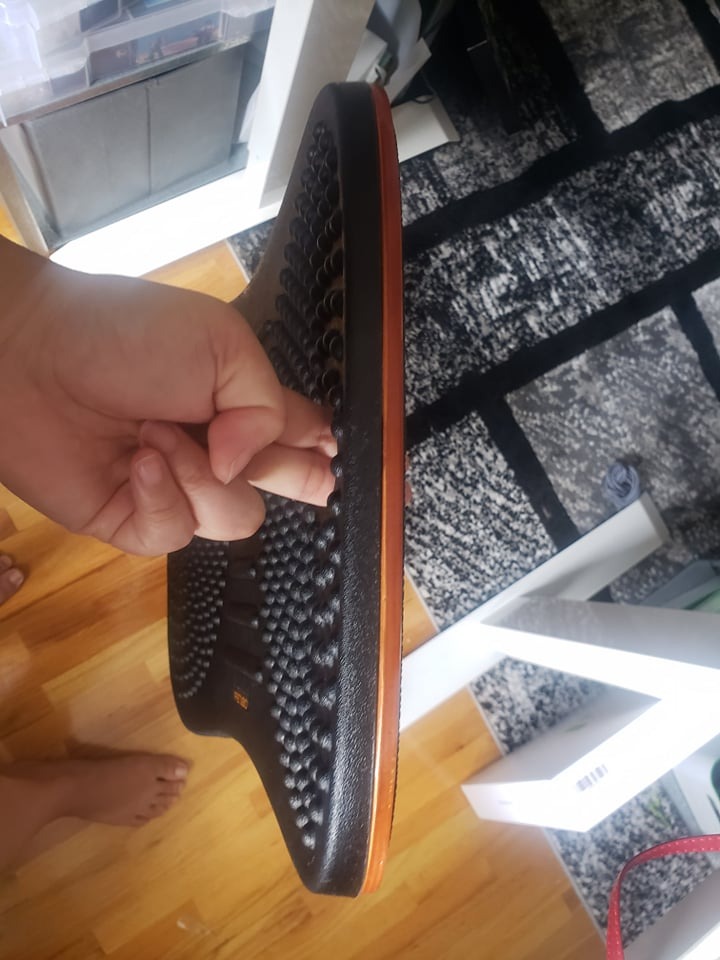 FEZIBO Standing Desk Mat Balance Board, Obsidian Black customer photo 2