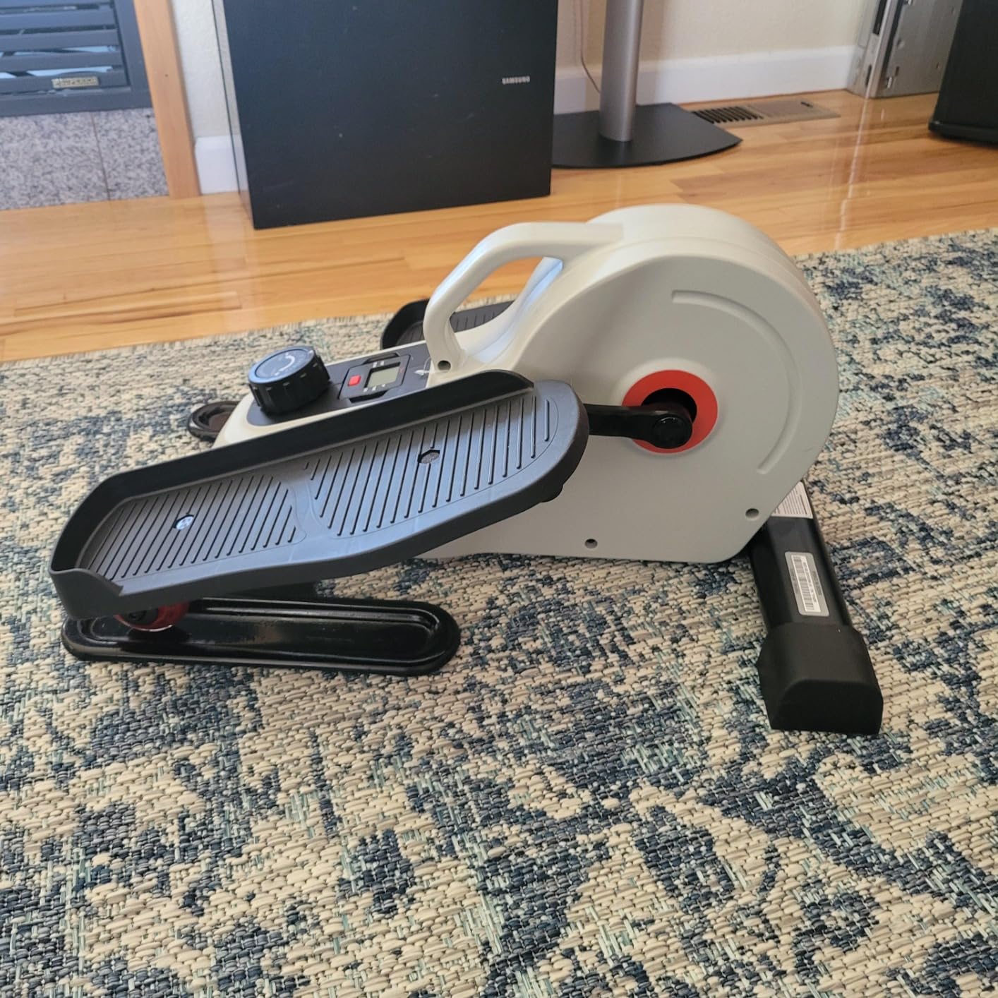 Sunny Health & Fitness Under Desk Pedal Elliptical Machine Leg Exerciser | Joint-Friendly, Quiet Operation, Adjustable Resistance, Compact, Digital Monitor, SunnyFit App customer photo 2