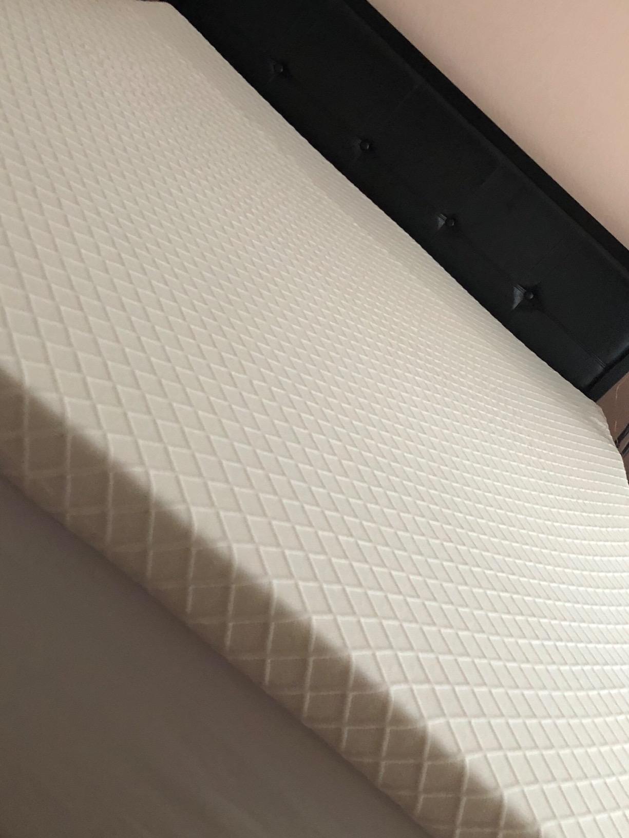 RECCI 3 Inch TwinXL Memory Foam Mattress Topper, College Dorm Pressure-Relieving Mattress Topper for Back Pain, Non-Slip Design with Removable & Washable Cover, CertiPUR-US Certified, TwinXL Size customer photo 1