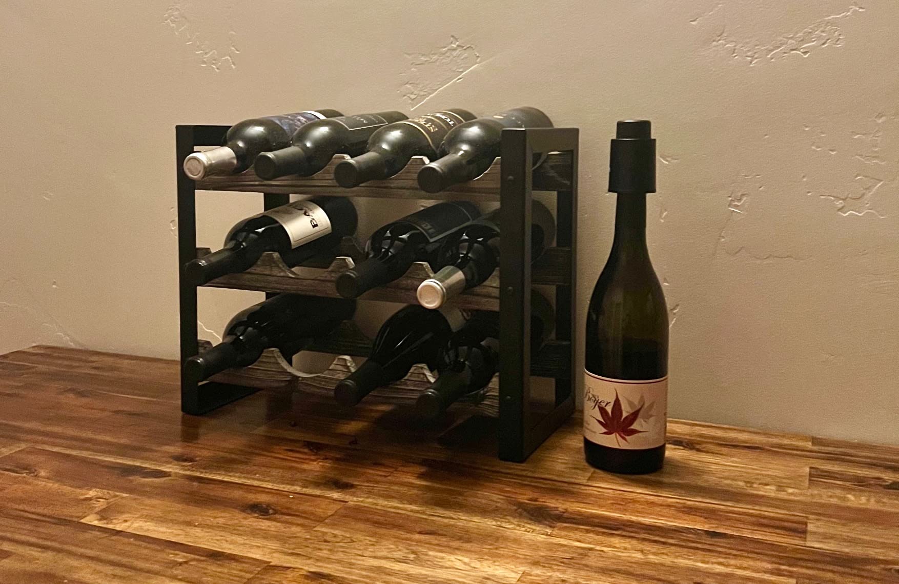 [2 PACK] Wine Bottle Stoppers,Real Vacuum Stoppers,Reusable Wine Preserver,Wine Corks Keep Fresh,Best Christmas and Birthday Gifts for Wine Lovers. customer photo 1