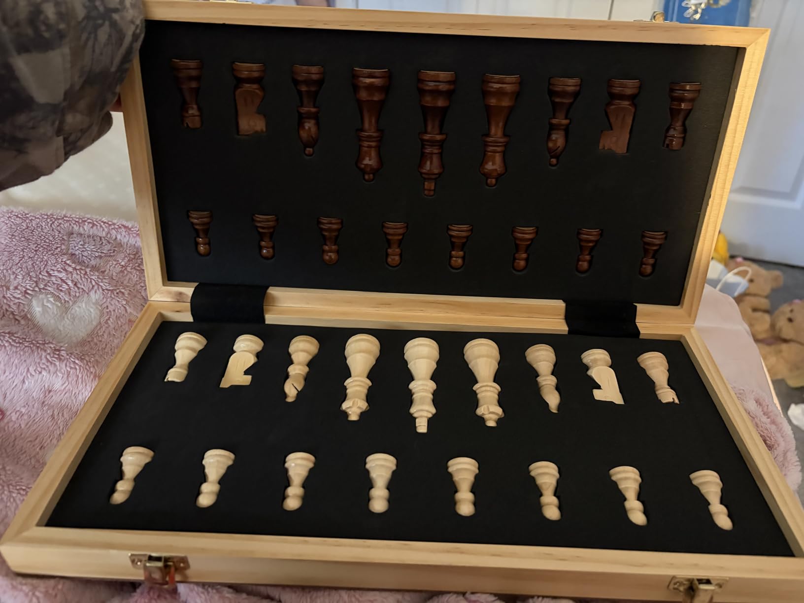 AMEROUS 15 Inches Magnetic Wooden Chess Set - 2 Extra Queens - Folding Board - Pieces Storage Slots, Handmade Portable Travel Chess Game - Beginner Chess Set for Kids, 6 up Age customer photo 1