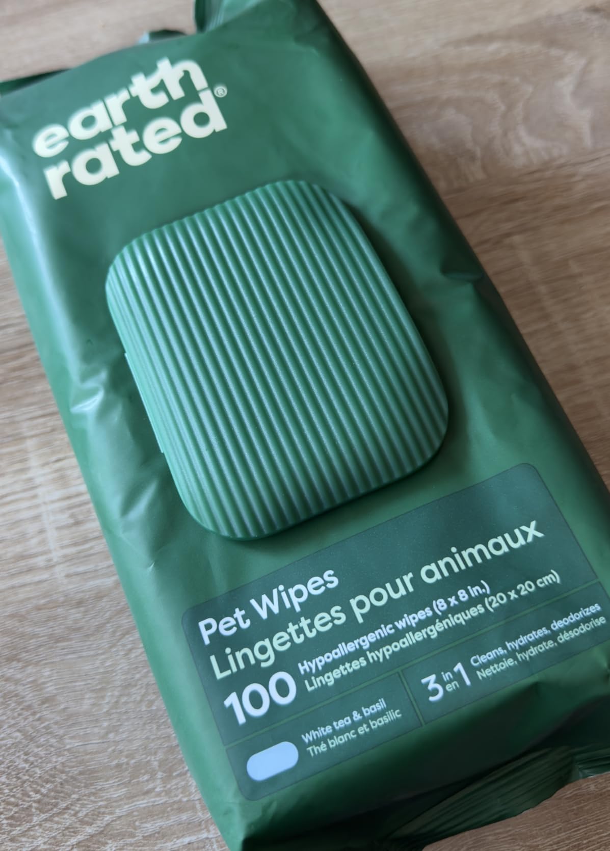 Earth Rated Dog Wipes for Paws & Butt, Deodorizing, Lavender, 100ct | Hypoallergenic, 3-in-1 Cleaning and Hydrating, for Grooming Paws, Body and Butt customer photo 2