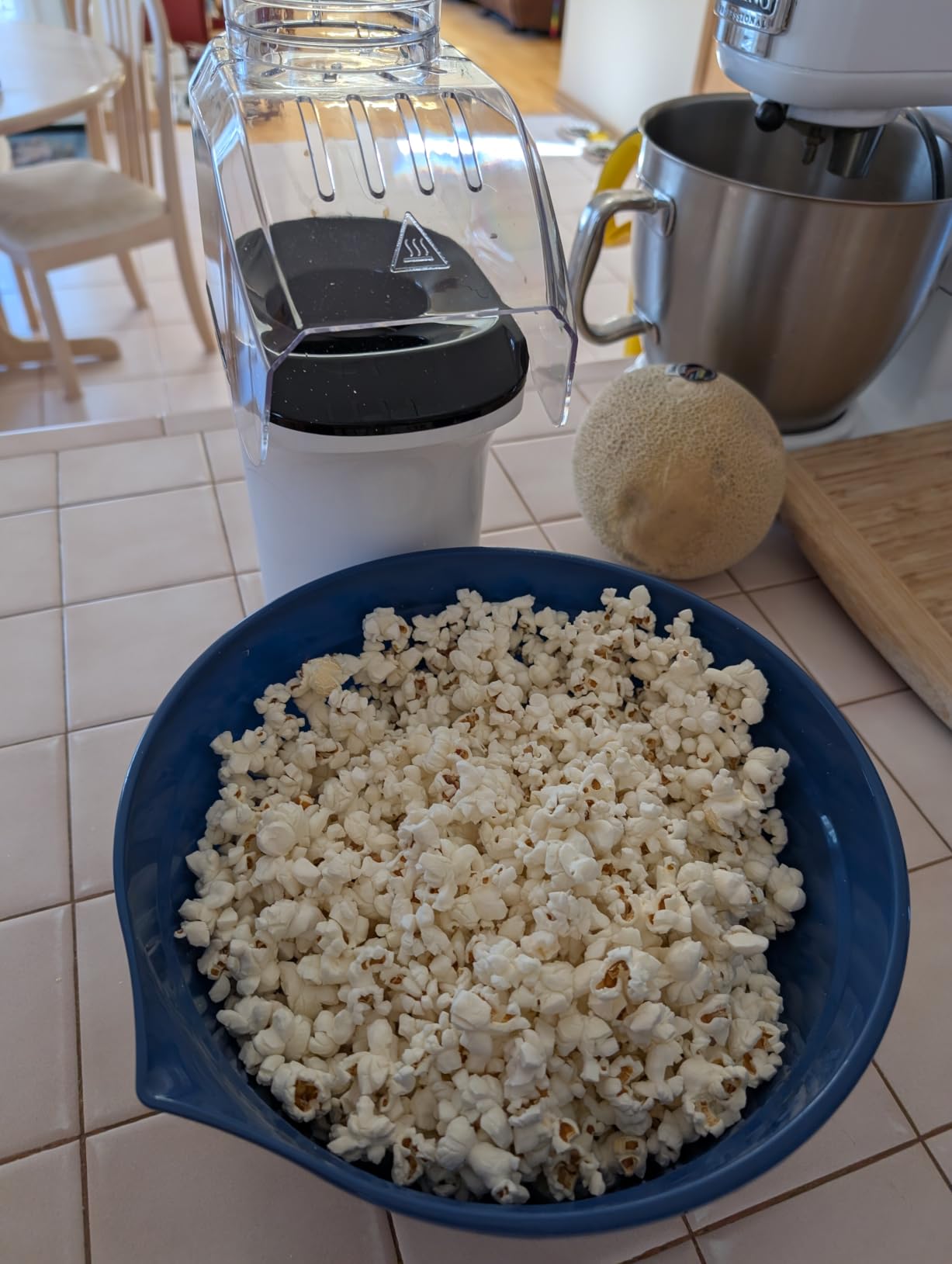 Dash Fresh Pop Popcorn Maker, 16-Cup Hot Air Popper, Aqua customer photo 2