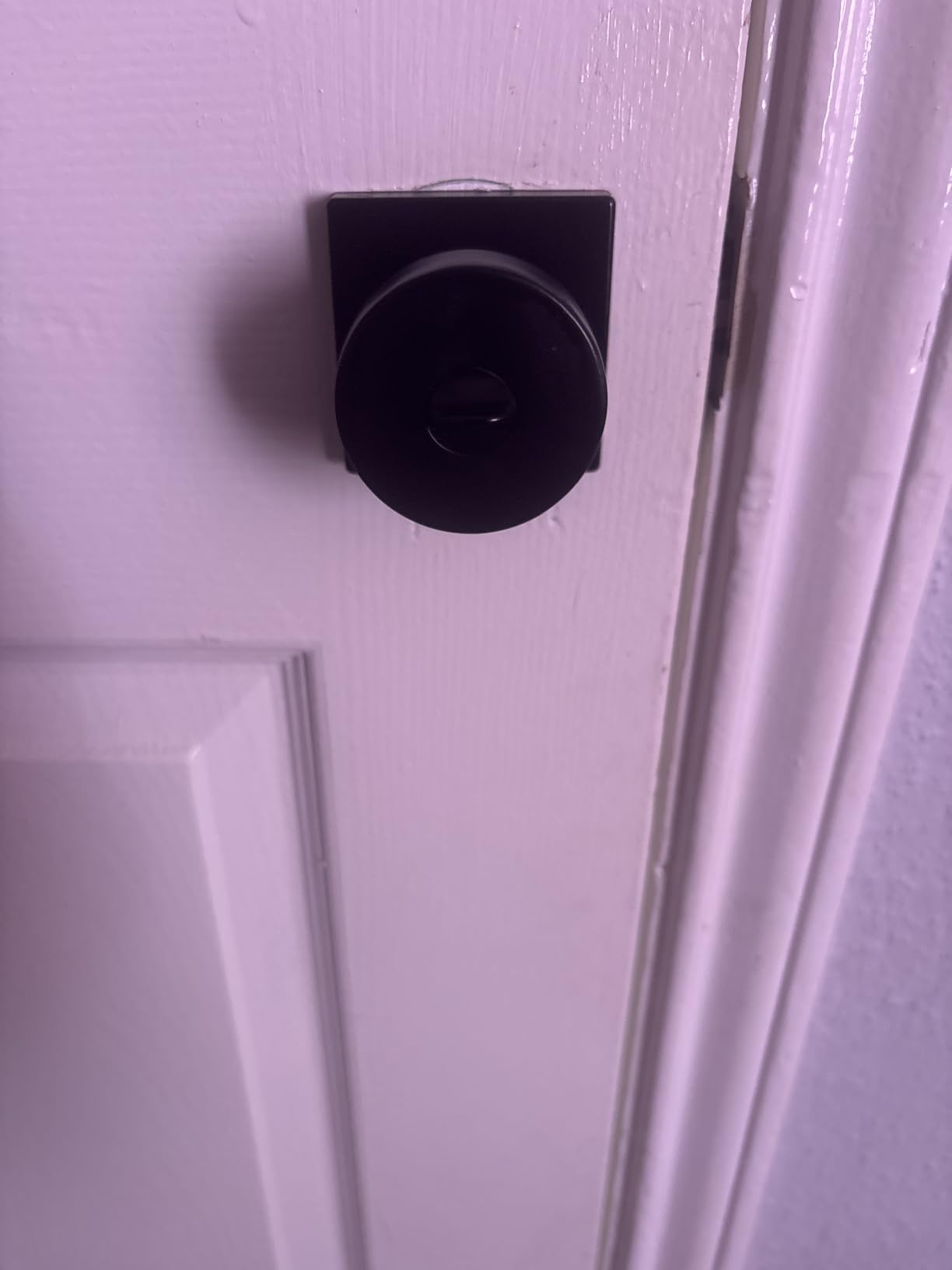 Kwikset Pismo Interior Privacy Door Knob with Lock, Door Handle For Bathroom and Bedroom, Matte Black Keyless Turn Lock Doorknob, with Microban Protection customer photo 1