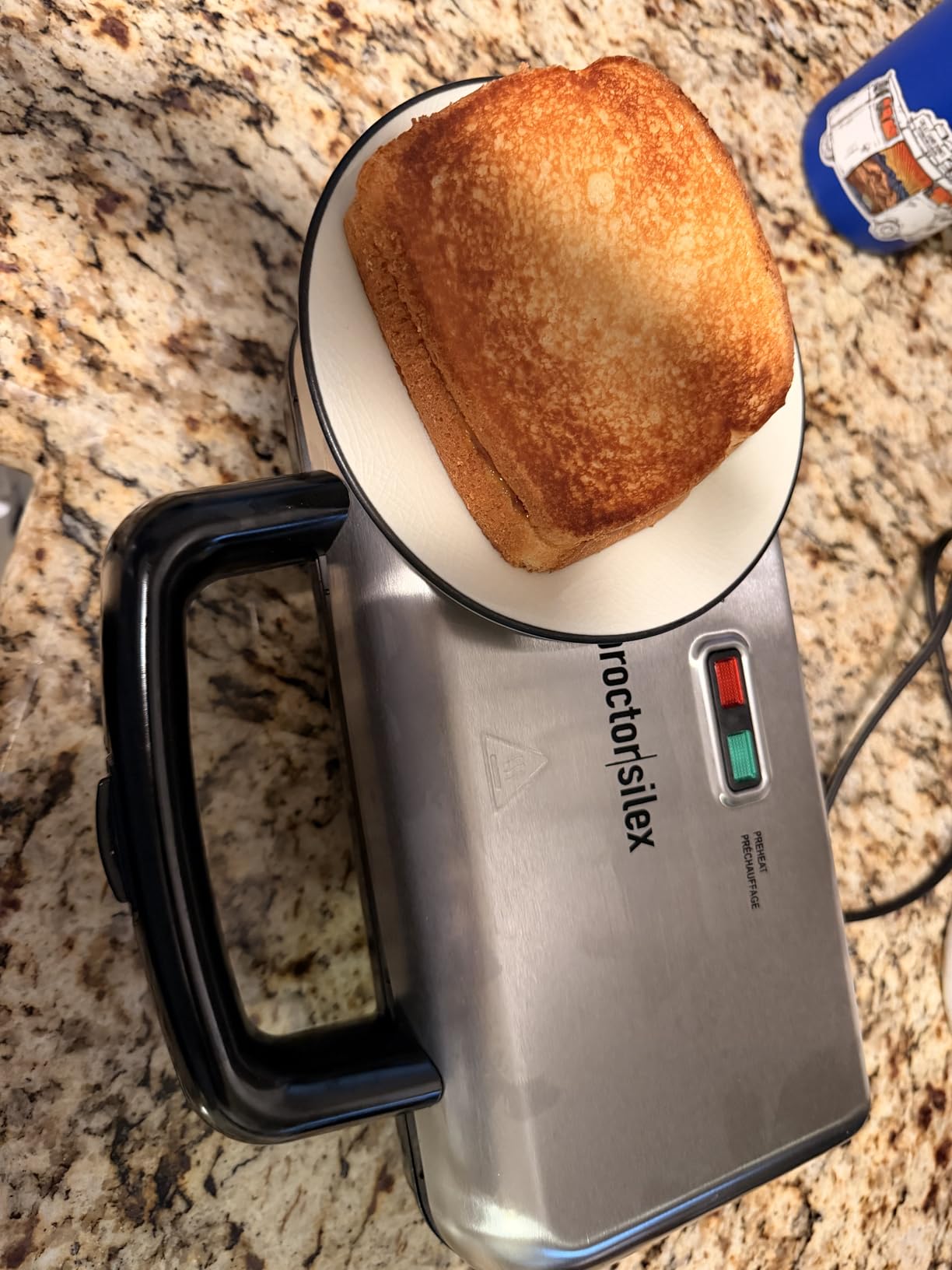 Proctor Silex Deluxe Hot Sandwich Maker With PFAS-Free Non-Stick Plates | Fits 2 Grilled Cheese, Reubens, Tortas Or Subs | Easy-Clean Durable Ceramic Surface | Stainless Steel | 25415MN customer photo 2