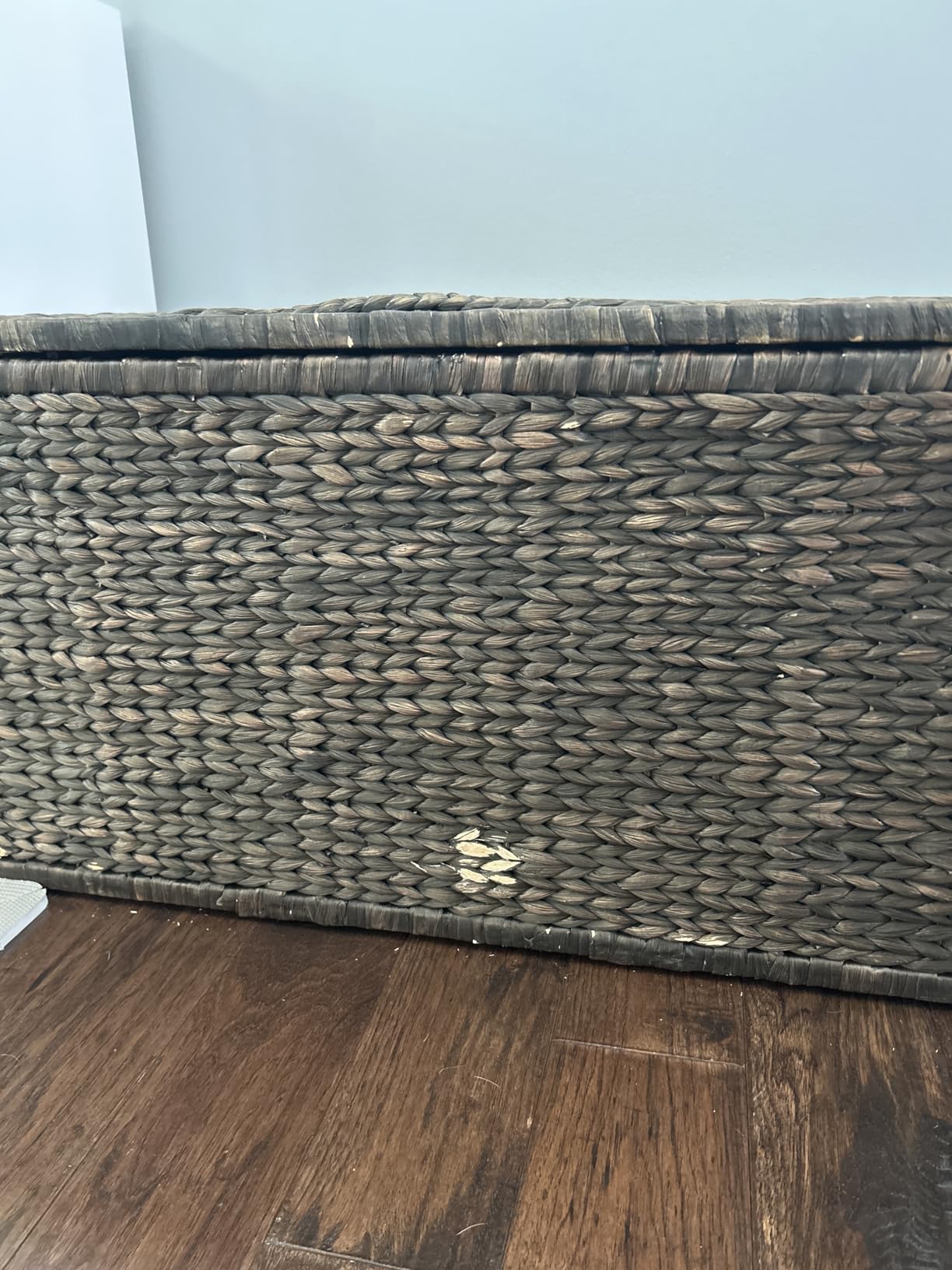 eHemco Water Hyacinth Wicker Storage Trunk, Natural, 30x17.5x17.5 Inches | Safety Hinge, Metal Frame, Decorative Blanket Chest & Storage Box, Farmhouse Woven Storage, For Living Room & Entryway customer photo 2