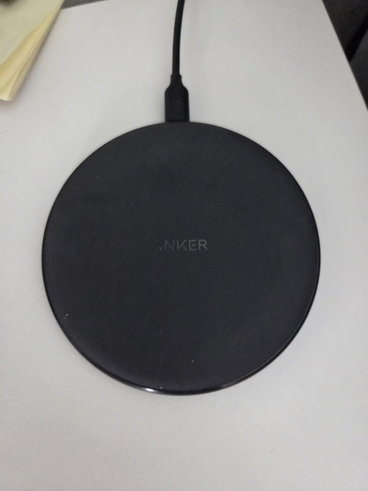 Anker 313 Qi-Certified 10W Fast Wireless Charger Pad customer photo 1