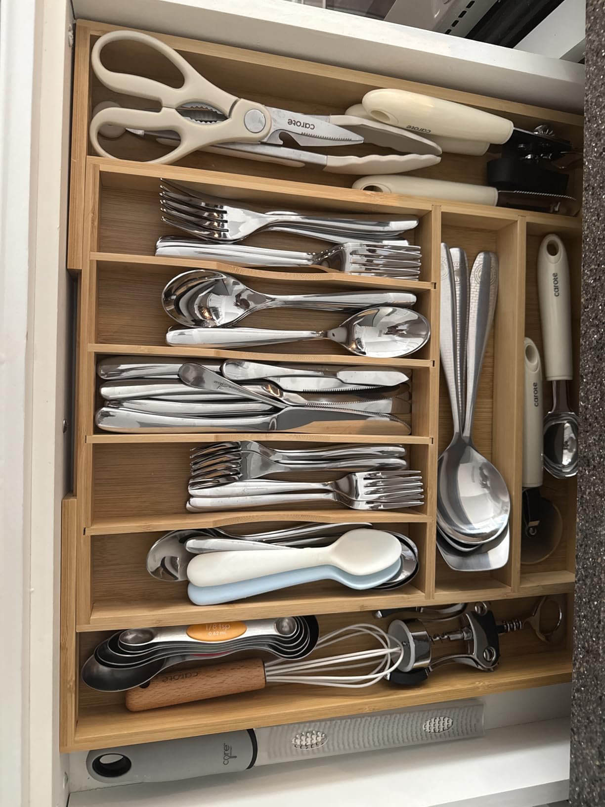 ROYAL CRAFT WOOD Luxury Bamboo Kitchen Drawer Organizer - Silverware Organizer, Utensil Holder & Cutlery Tray Drawer Dividers for Flatware (9 Slot, Natural) customer photo 1