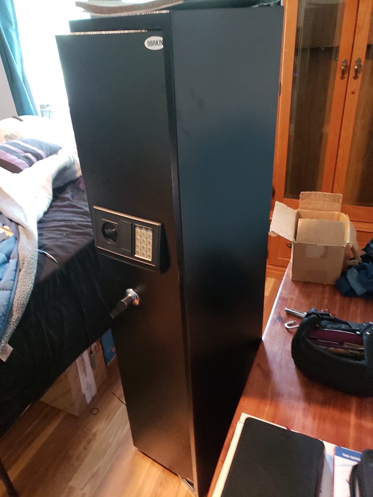 BBRKIN Large Rifle Safe, Long Gun Safe for Rifle Shotgun for Home, Quick Access 5-6 Gun Storage Cabinet with a Handgun Lock Box and a Removable Shelf, Silent Mode (PIN Code Version) customer photo 2