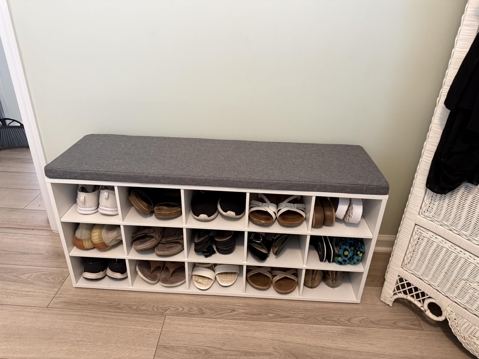 VASAGLE CUSTOS Collection - Shoe Bench, Storage Bench with Padded Seat, Entryway Bench with 15 Compartments, for Bedroom, 11.8 x 41.3 x 18.9 Inches, Cloud White and Dove Gray ULHS15WT customer photo 2