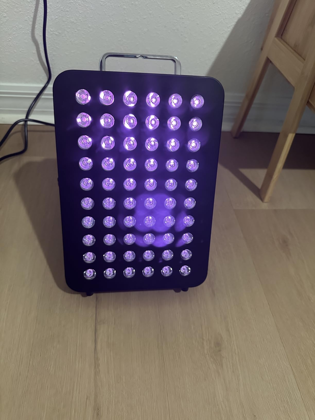 BestQool Red Light Therapy Panel, 660nm Red & 850nm Infrared Light, 105W | Elite-Grade Dual Chip Infrared Therapy, 3 Modes Red Light Therapy for Face and Body, Adjustable Stand for Home Use, BQ60 customer photo 2