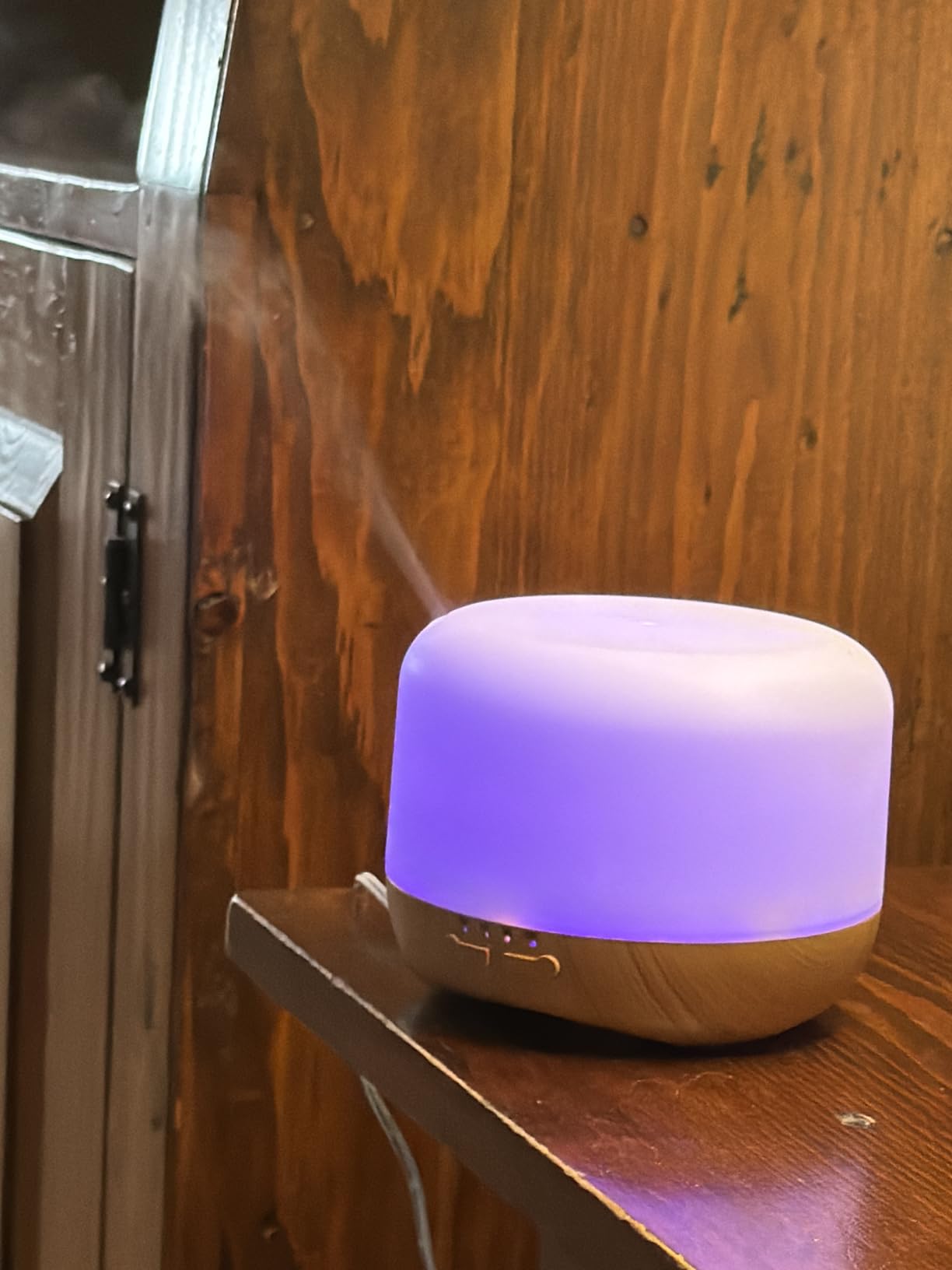 Homeweeks Essential Oil Diffuser for Room Aromatherapy Scent Diffuser | Auto Off Ultrasonic Aroma Fragrance Diffuser for Bedroom Office, Remote Control, 7 Colors Light, Cool Mist, Timer 300 ML customer photo 2