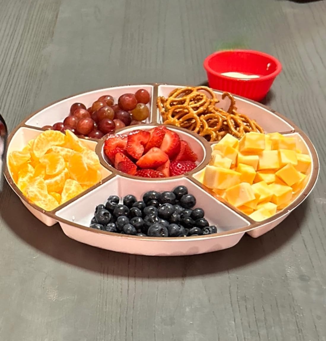 Plasticpro 6 Sectional Round Plastic Serving Tray/Platters Clear Pack of 2 customer photo 2