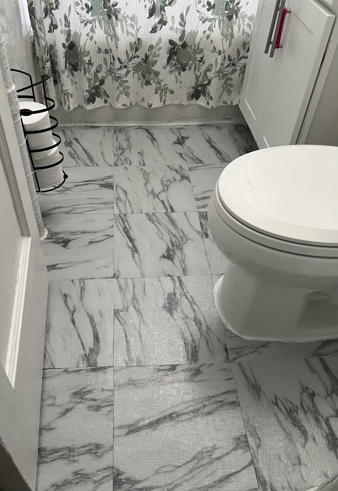 Nexus Self Adhesive 12-Inch Vinyl Floor Tiles, 20 Tiles, 12 x 12 in | Decorative Tile Format: Dimensional Tile Texture Adds Coordinated Finish Detail customer photo 1