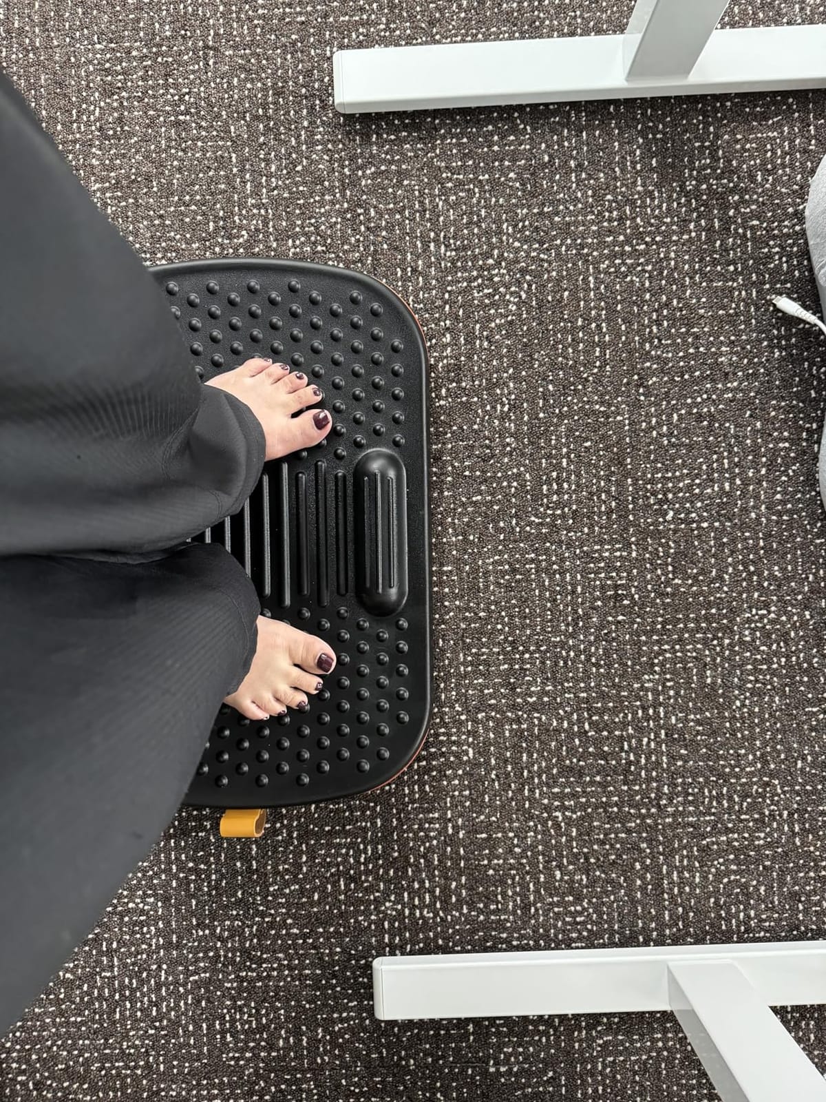 FEZIBO Standing Desk Mat with Anti Fatigue Bar, Wooden Wobble Balance Board with Ergonomic Design Comfort Floor Mat customer photo 1