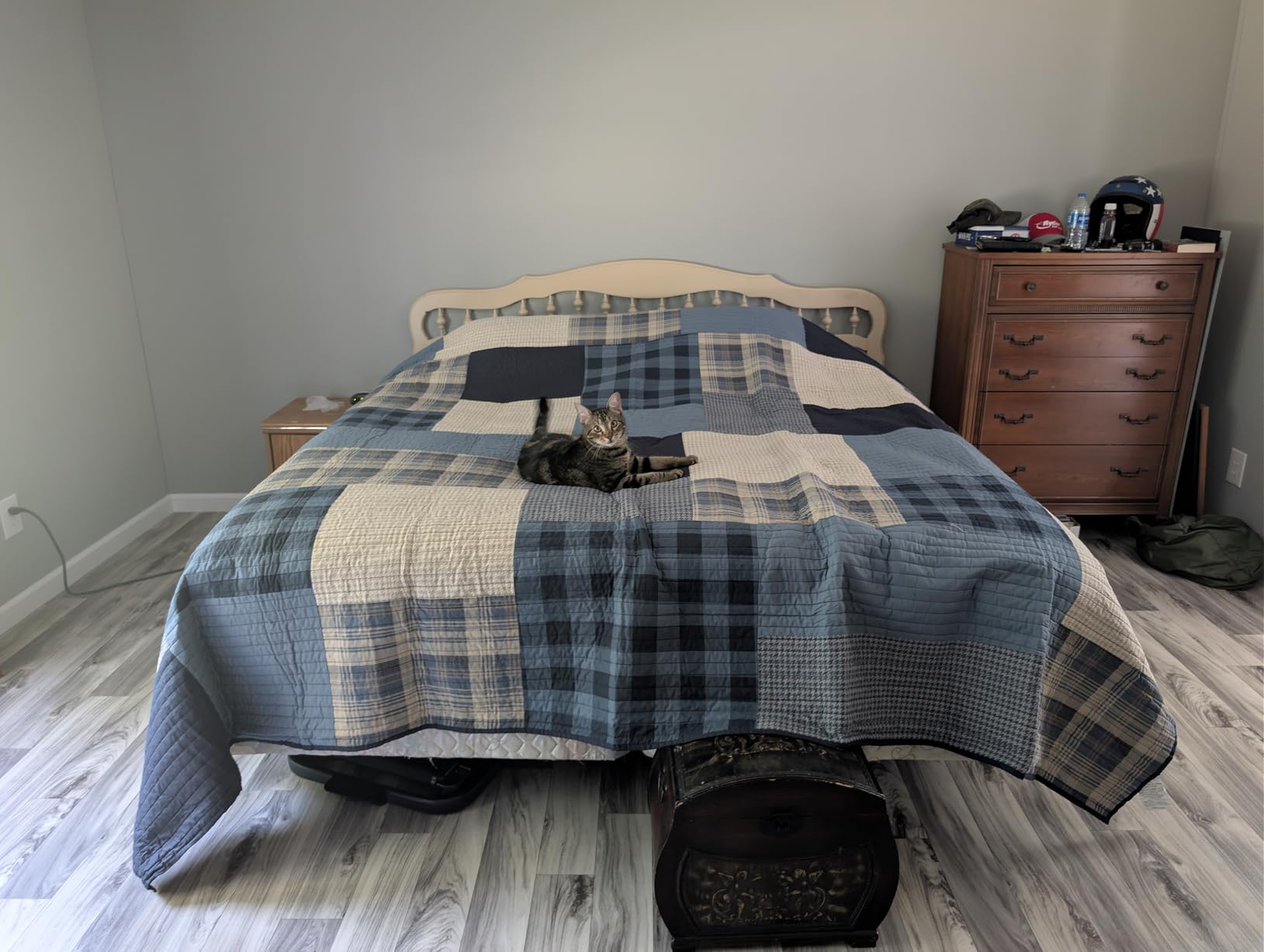 Woolrich Mill Creek Reversible Quilt Set - Cottage Styling Reversed to Solid Color, All Season Lightweight Coverlet, Cozy Bedding Layer, Matching Shams, Oversized Full/Queen, Plaid Green 3 Piece customer photo 2