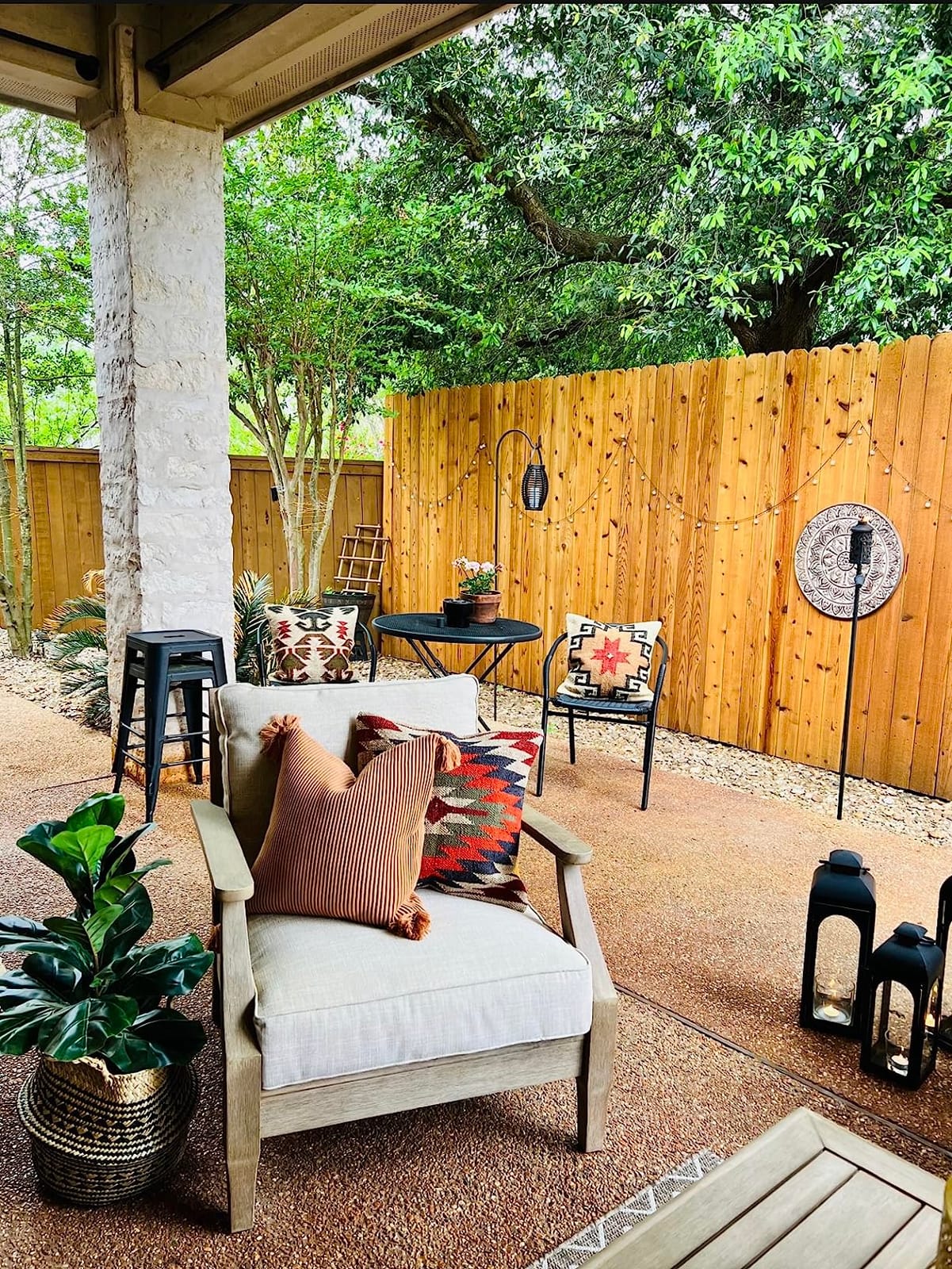 Signature Design by Ashley Gerianne Outdoor Coffee Table, Eucalyptus Wood With 5‑Step Protective Finish & Slatted Top for Rain Shedding, Durable for Outside Patio Use, Brown customer photo 2
