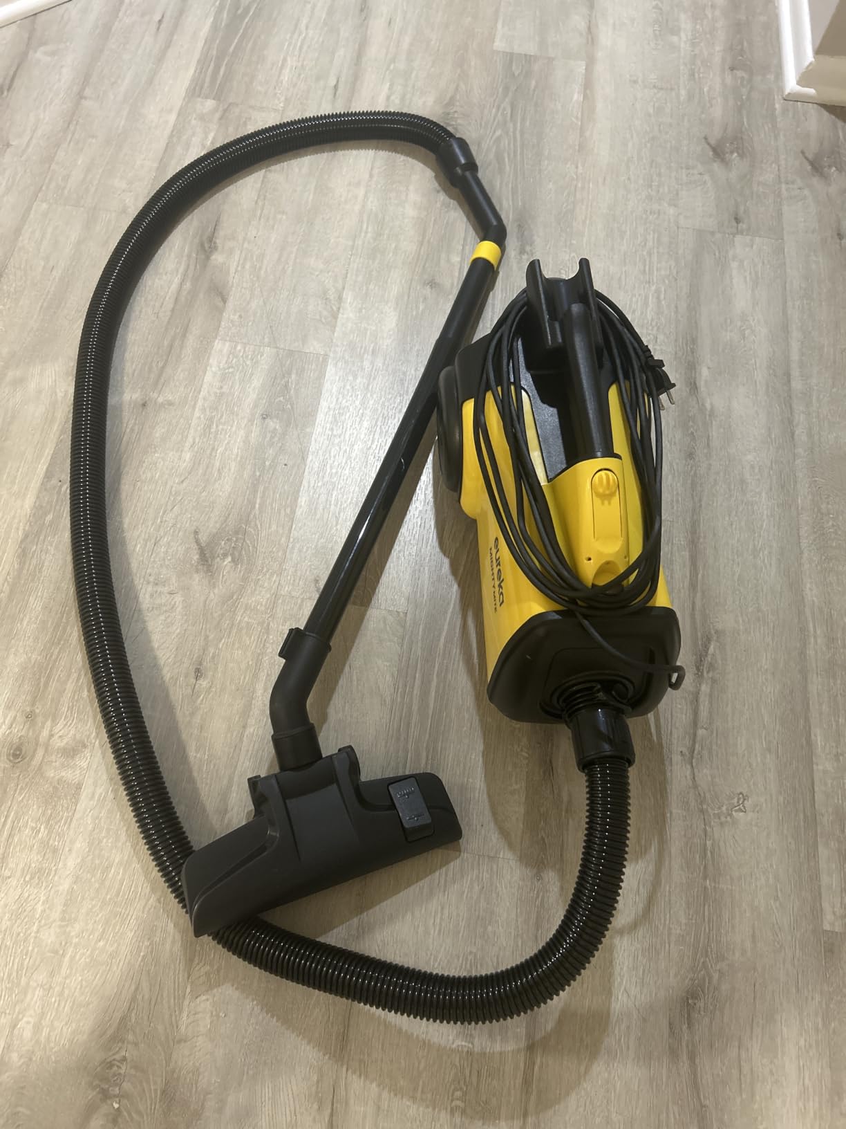Eureka 3670M Canister Cleaner, Lightweight Powerful Vacuum for Carpets and Hard Floors, w/ 5bags, Yellow customer photo 2