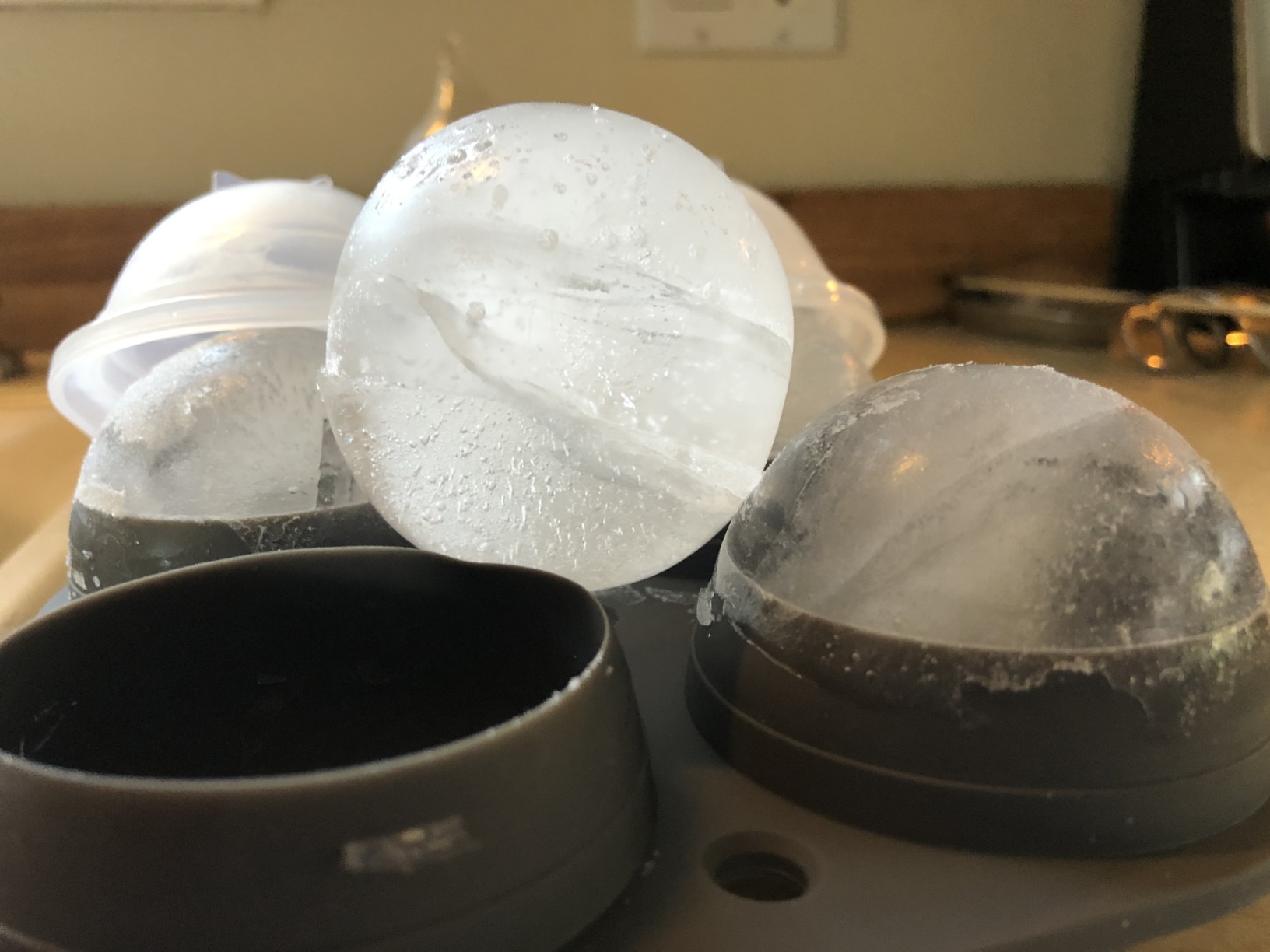 Samuelworld Large Silicone Premium Ice Trays, 2-Pack Combo, 2 Inches Big Cubes & 2.5 Inches Sphere Ice Molds - BPA Free, Craft Ice Maker for Gifting, Whiskey, Cocktails, Easy Release - Gray customer photo 1