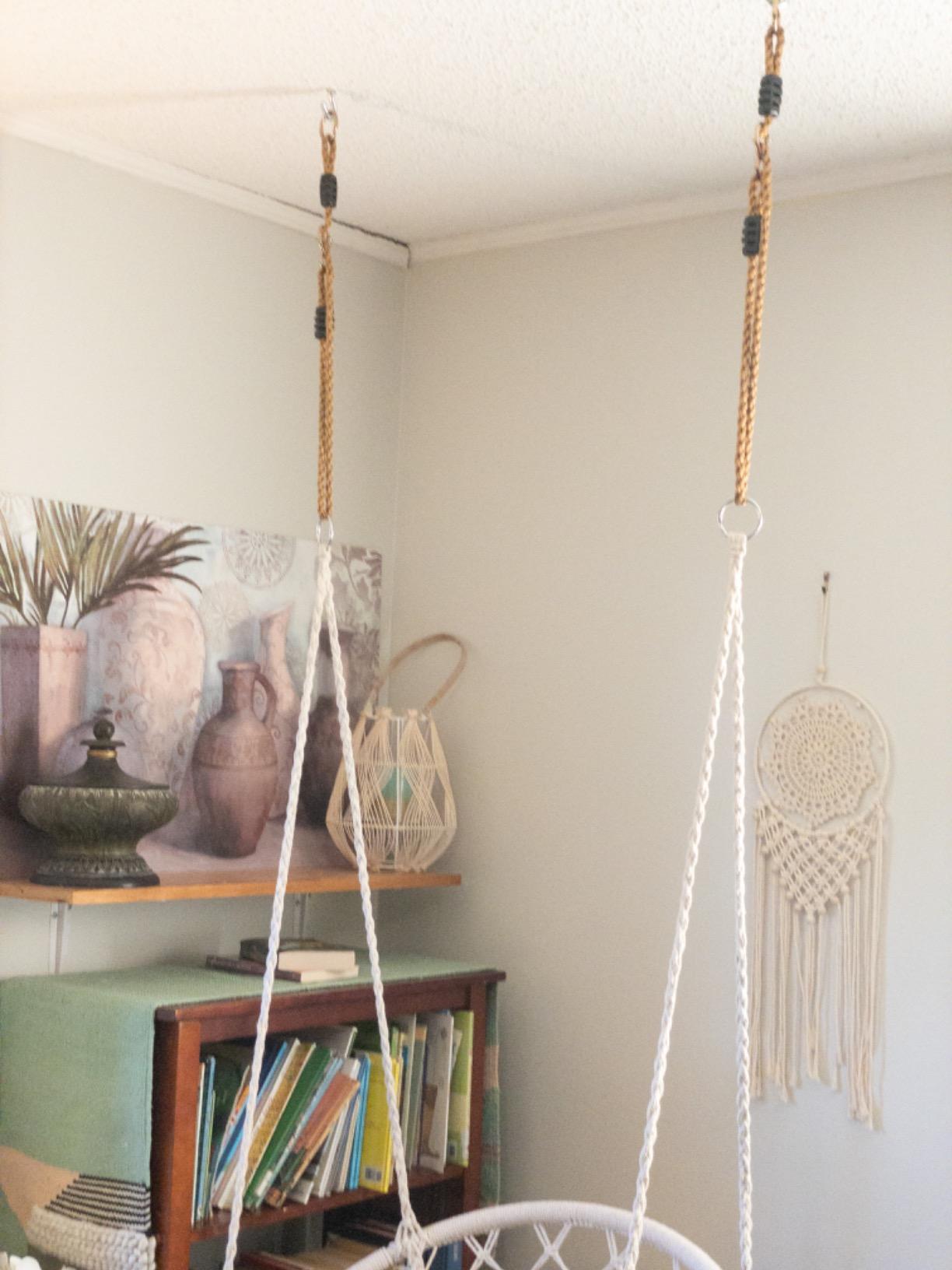 Sorbus Double Hammock Swing, Macrame Double Bench | Knitted floating chair creates a relaxed seat for teen bedrooms, patios, decks, yards, gardens and outdoor spaces. customer photo 2