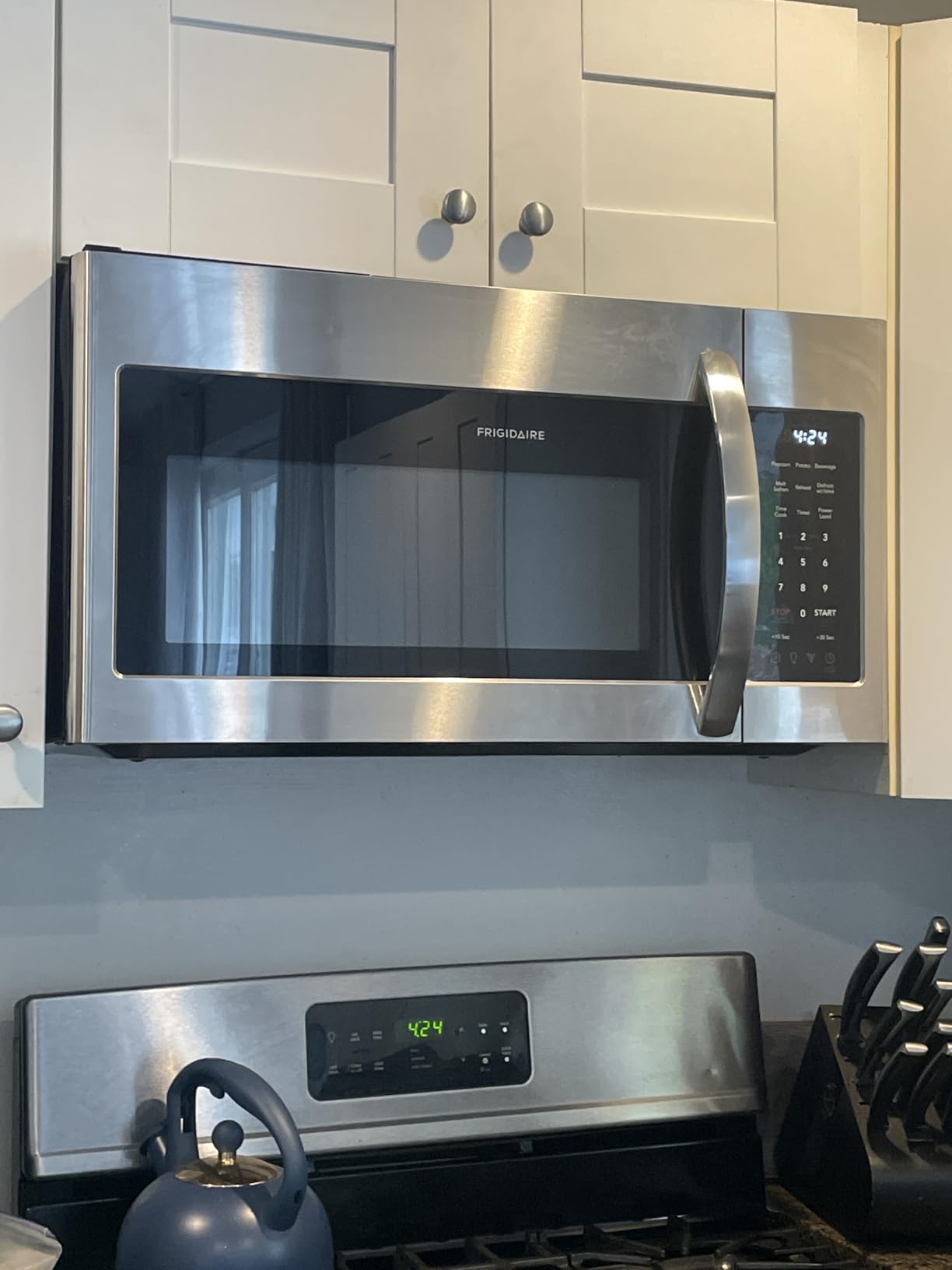 Frigidaire 1.8 Cu. Ft. Stainless Steel Over-The-Range Microwave customer photo 2