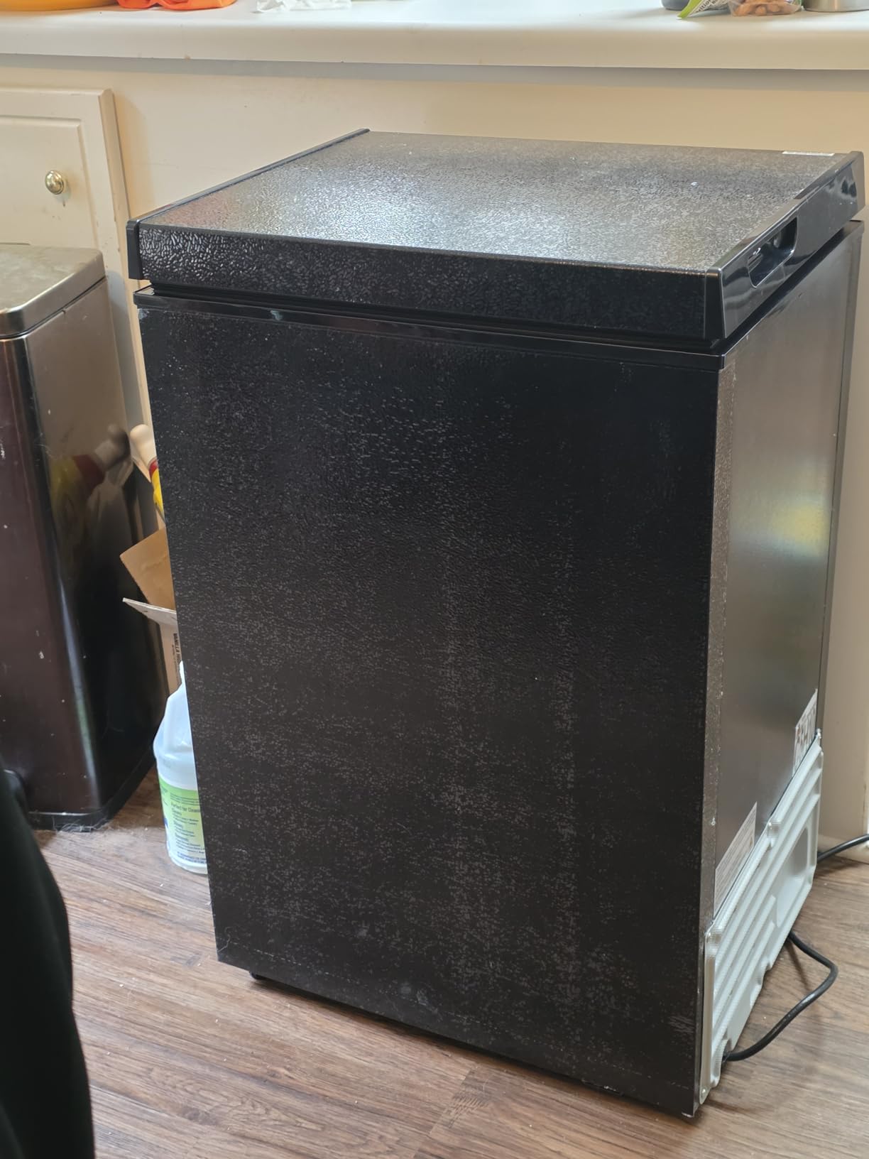 Kismile 7.0 Cubic Feet Chest Freezer, Deep Freezer for Home, Black | 3 Removable Basket, Adjustable Temperature, Free Standing Top open Door, Fits Kitchen/Office/Bar customer photo 1