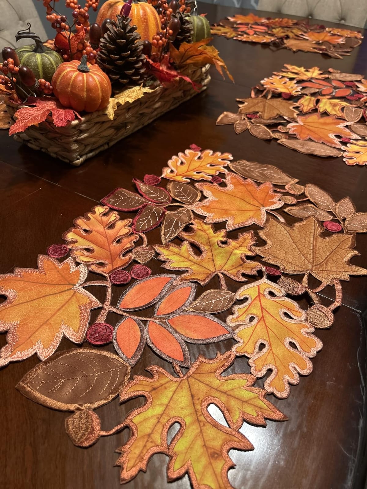 Simhomsen Embroidered Fall Leaves Table Runner for Thanksgiving, Autumn Harvest Decorations (14 × 68 inches) customer photo 1