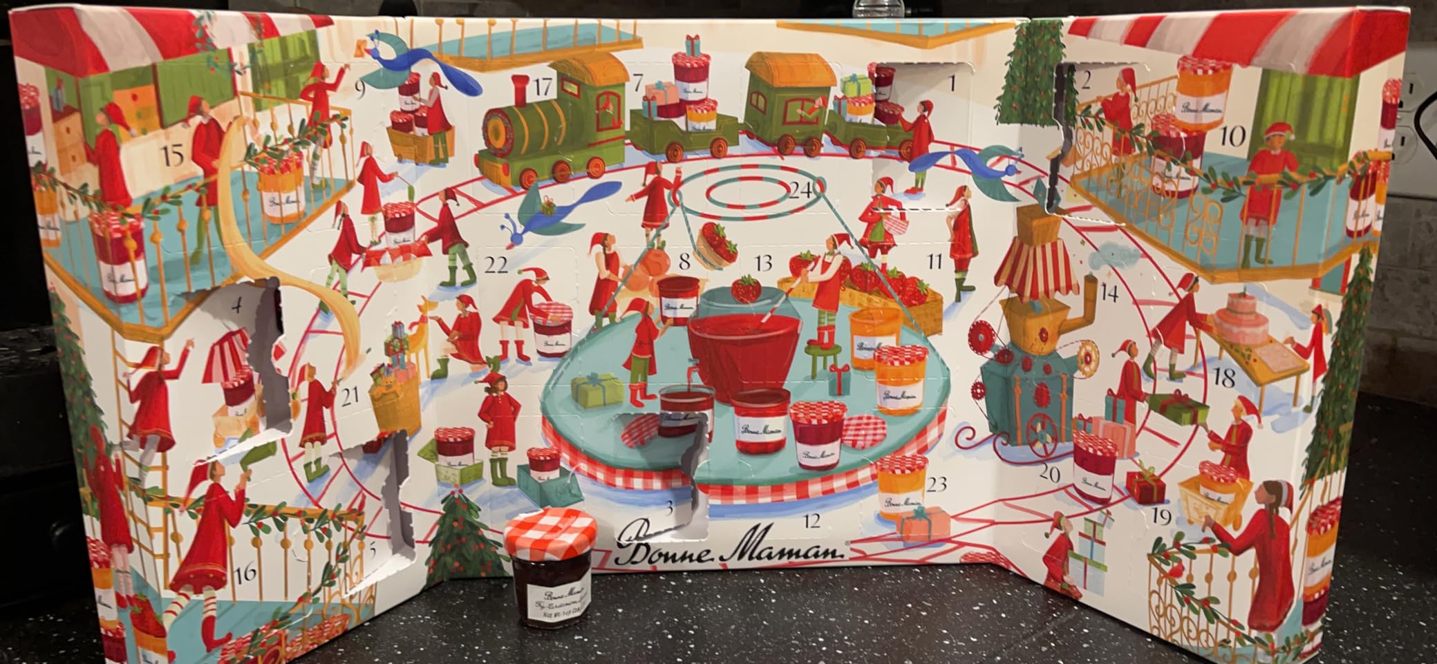 Bonne Maman 2026 Limited Edition Advent Calendar, 24 Mini Spreads customer photo 1