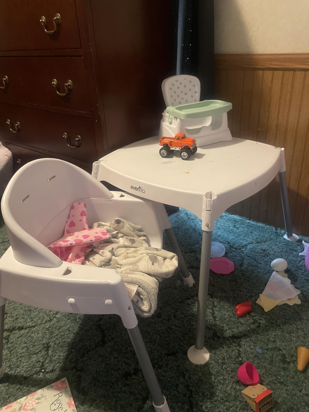 Evenflo Eat and Grow 4-in-1 Convertible High Chair (Pop Star White) customer photo 1