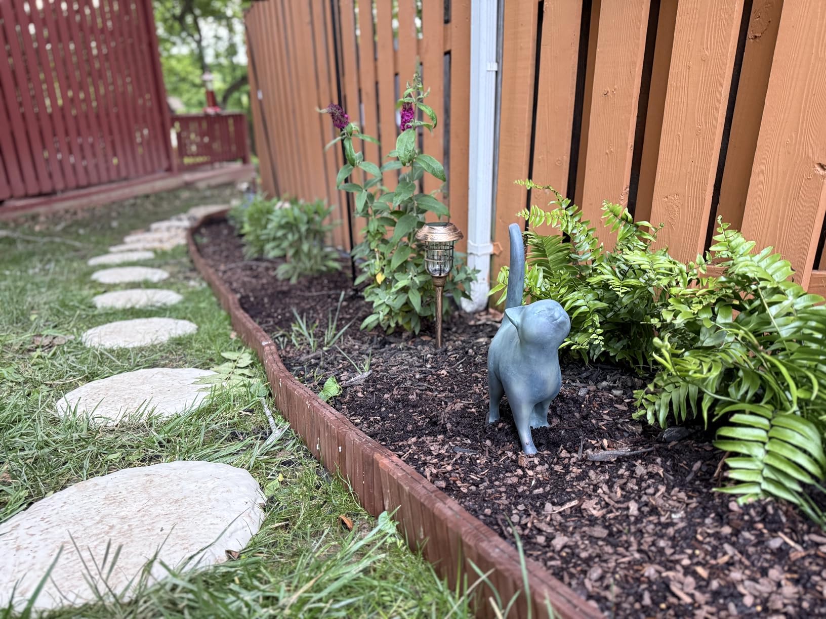 Newman House Studio Garden-Statues Cat-Figurines Home Garden Decor - Farmhouse Backyard Polyresin Kitten 7.6L x 4W x 14.5H inch customer photo 1