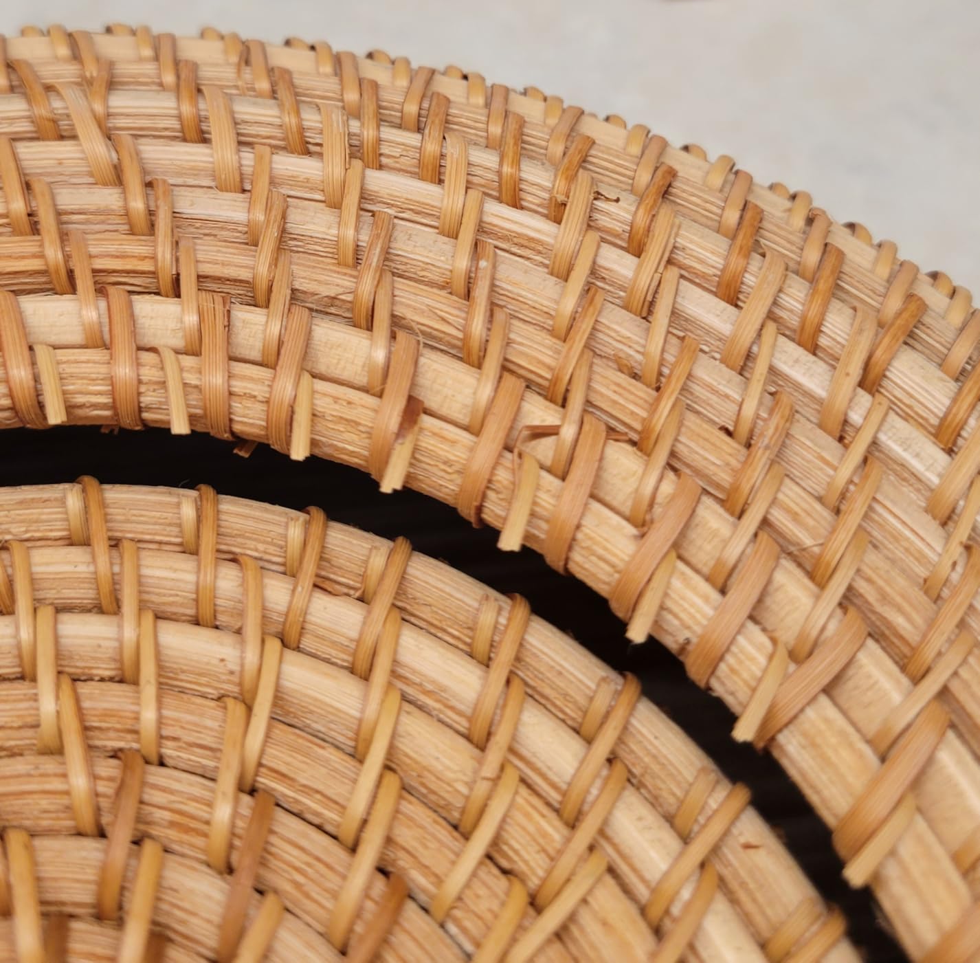 YANGQIHOME Rattan Bread Basket, Round Fruit Baskets, Wicker Storage Bowls, Natural Woven Serving Basket Bowls, Decorative Baskets for Kitchen Counter Organizing customer photo 2