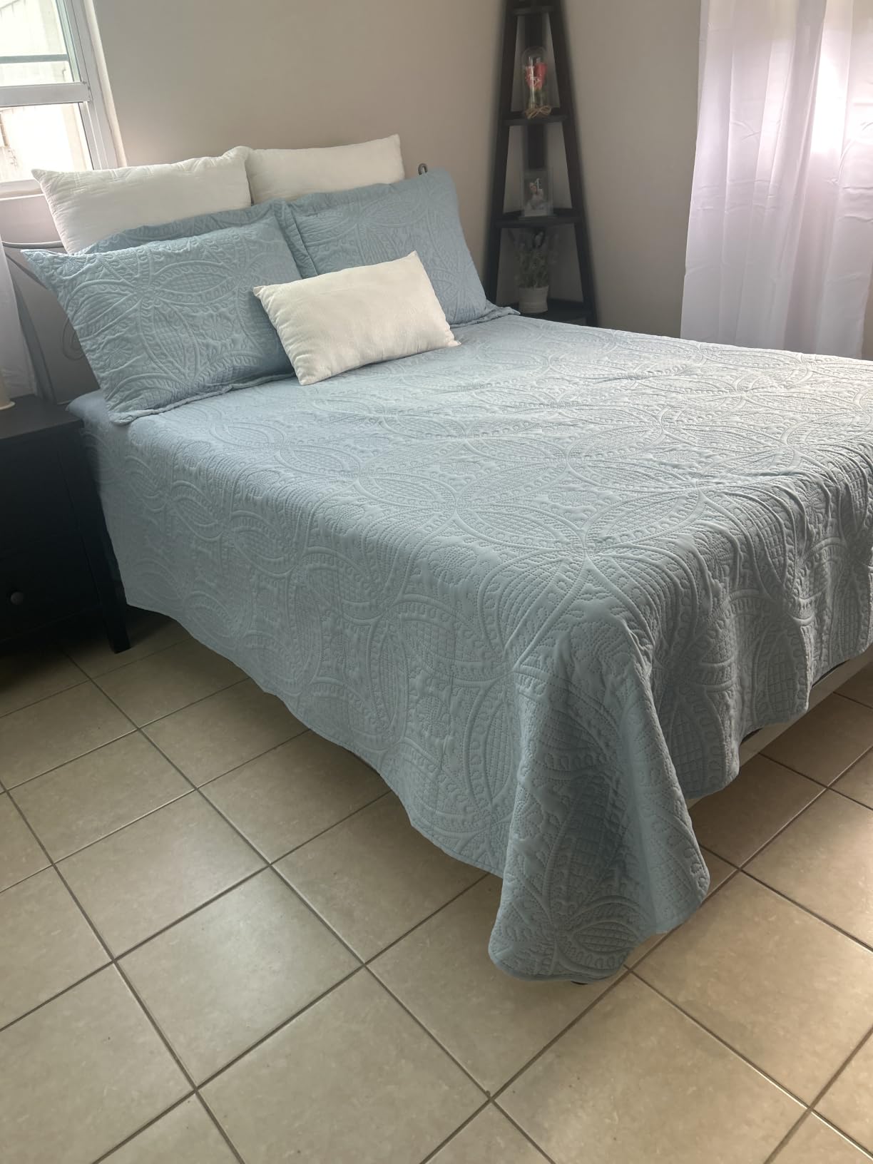 Love's cabin Quilts for Queen Bed Blue Bedspreads - Soft Bed Summer Lightweight Bedspread Comforter - Modern Style Coin Pattern Coverlet for All Season - 3 Pieces (1 Quilt, 2 Pillow Shams) customer photo 2