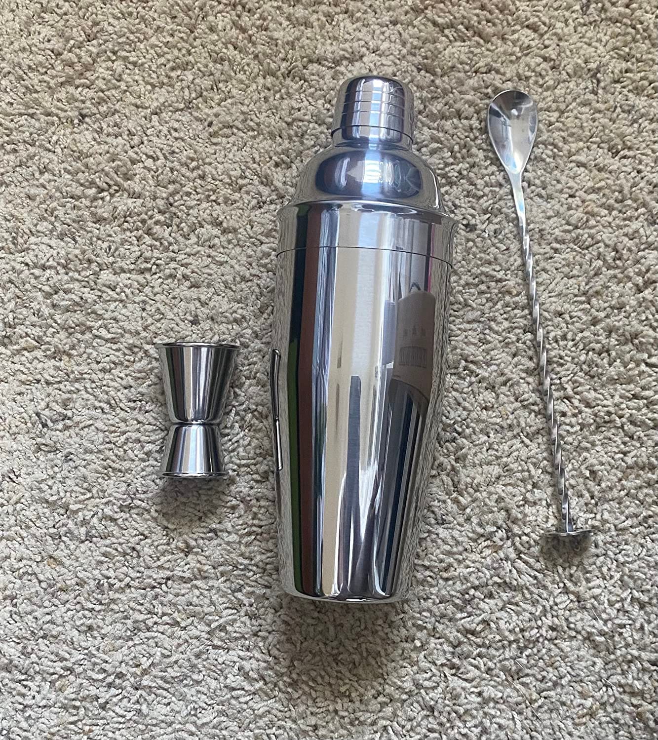 WPHUAW 24oz Cocktail Shaker Bar Set-Professional Margarita Mixer Drink Shaker Professional Stainless Steel Bar Tools Built-in Bartender Strainer for Martini Kit customer photo 1