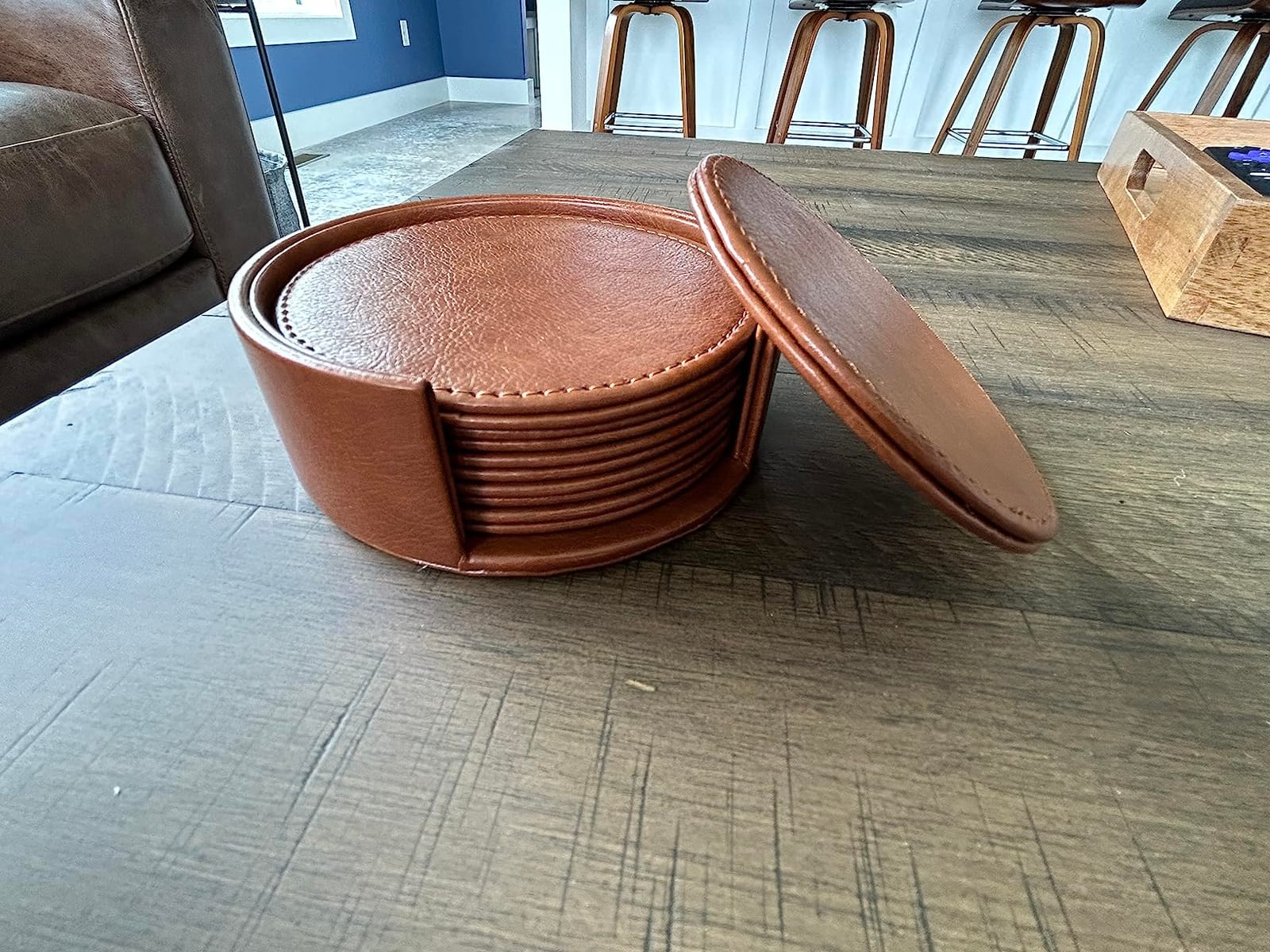 LAMOTI Leather Coasters for Drinks, 4