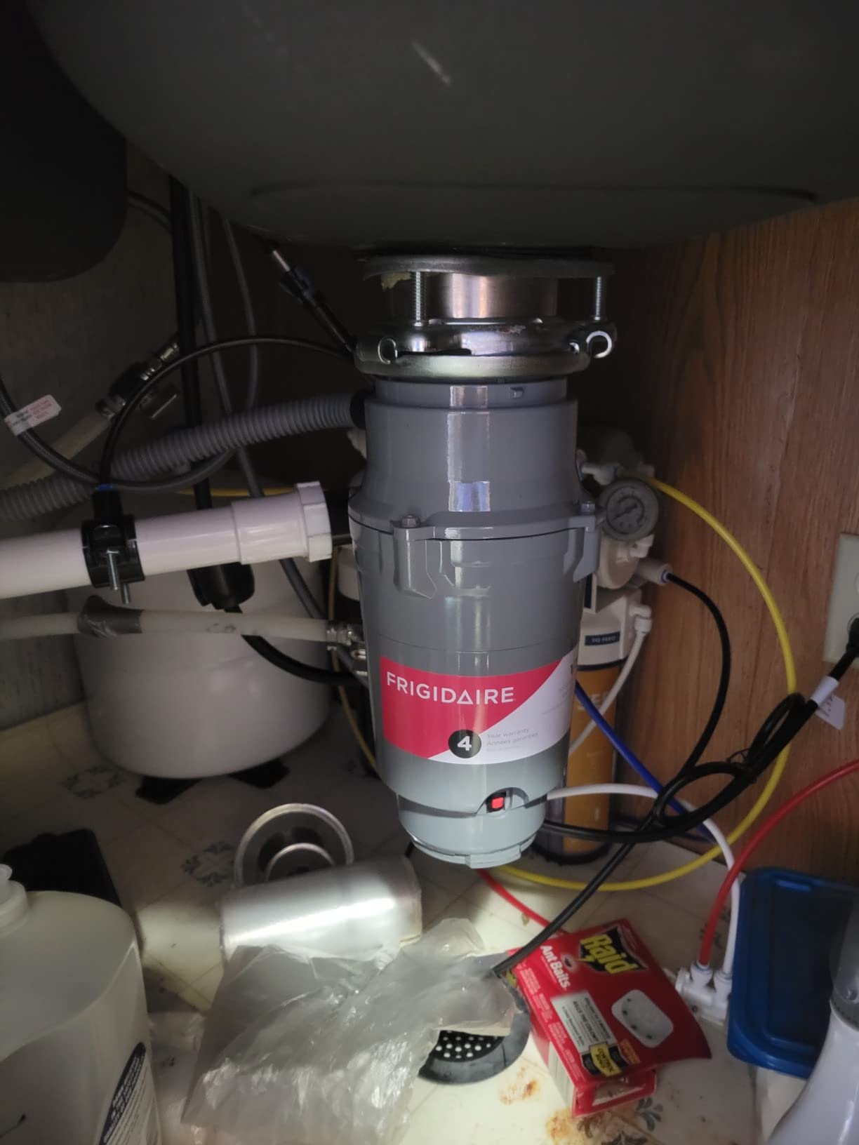 Frigidaire 1/2 HP Corded Garbage Disposal for Kitchen Sinks, FF05DISPC1 customer photo 1