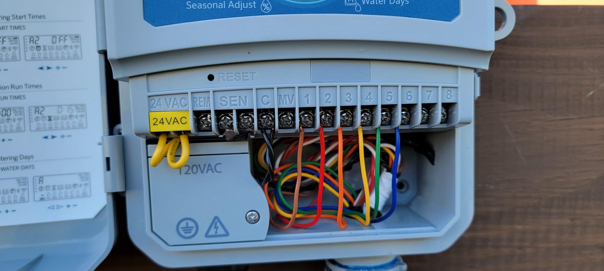 Hunter Hydrawise X2 8 Zone Sprinkler Controller, Outdoor Irrigation Timer for Lawn and Garden, Weather Based Scheduling, Cycle and Soak, Smart Controller Ready with Optional WiFi Module customer photo 1