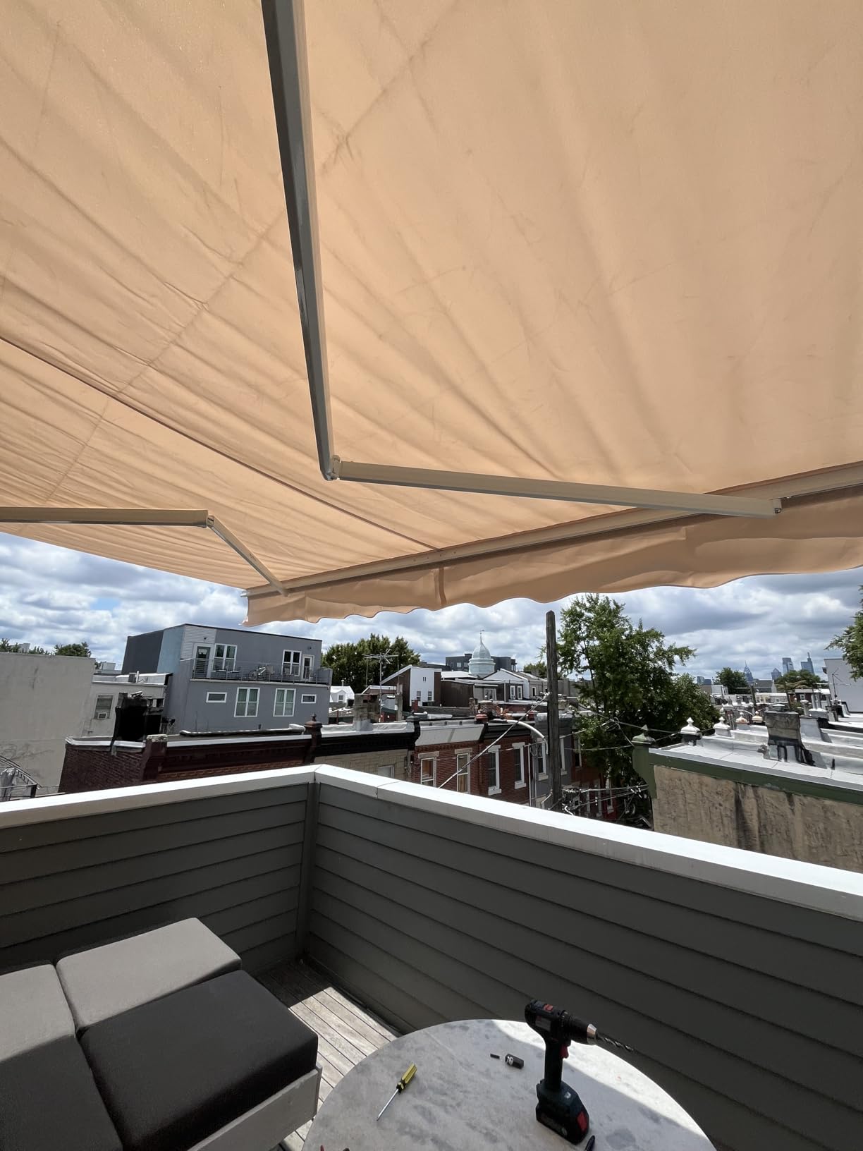Outsunny 12' x 8' Patio Retractable Awning Manual Crank Handle Light Gray | Patio Awnings, Sun Shade Shelter, 280g/m² UV & Water-Resistant Fabric, Aluminum Frame, for Deck Balcony Yard customer photo 2