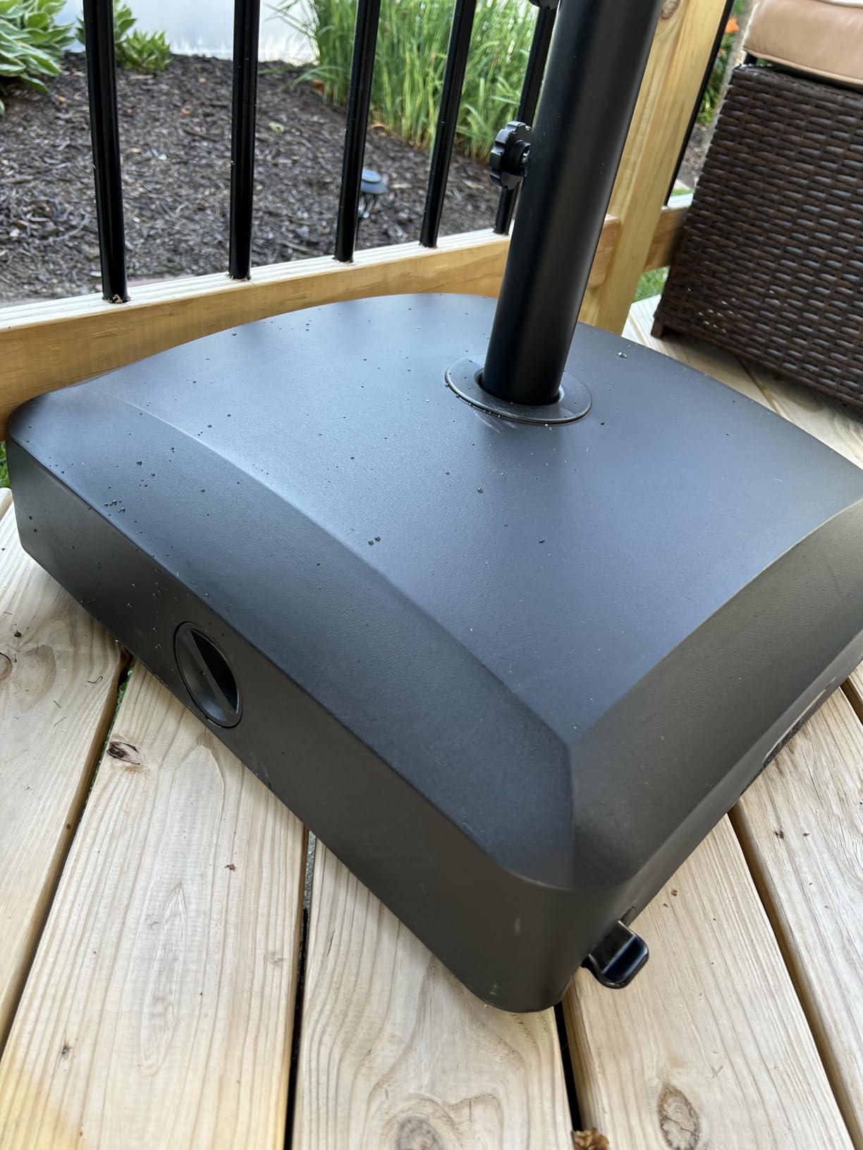 Best Choice Products 123lb Capacity Fillable Mobile Umbrella Base Heavy Duty Market Stand for Patio, Deck, Poolside w/ 4 Wheels, 2 Locks, 2 Knobs, Wind-Resistant Design - Bronze customer photo 2