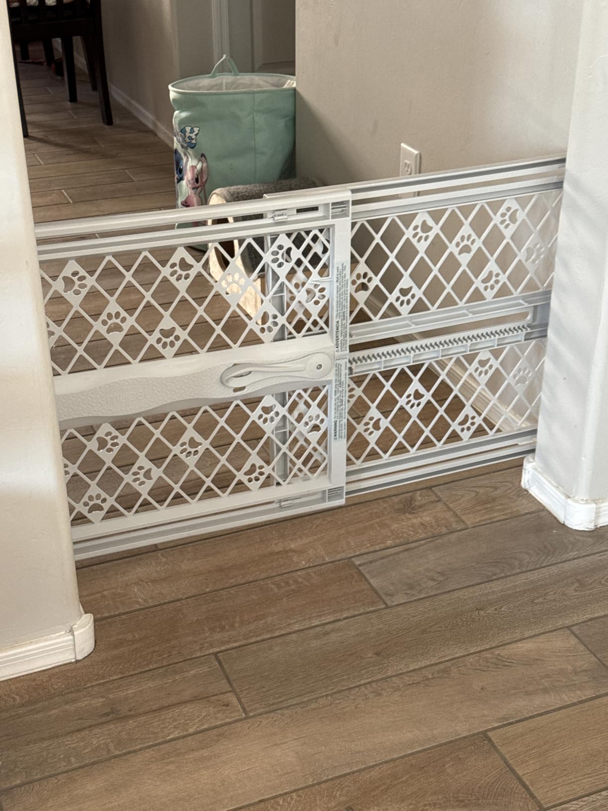 MYPET Paws Portable Pet Gate: 26-40