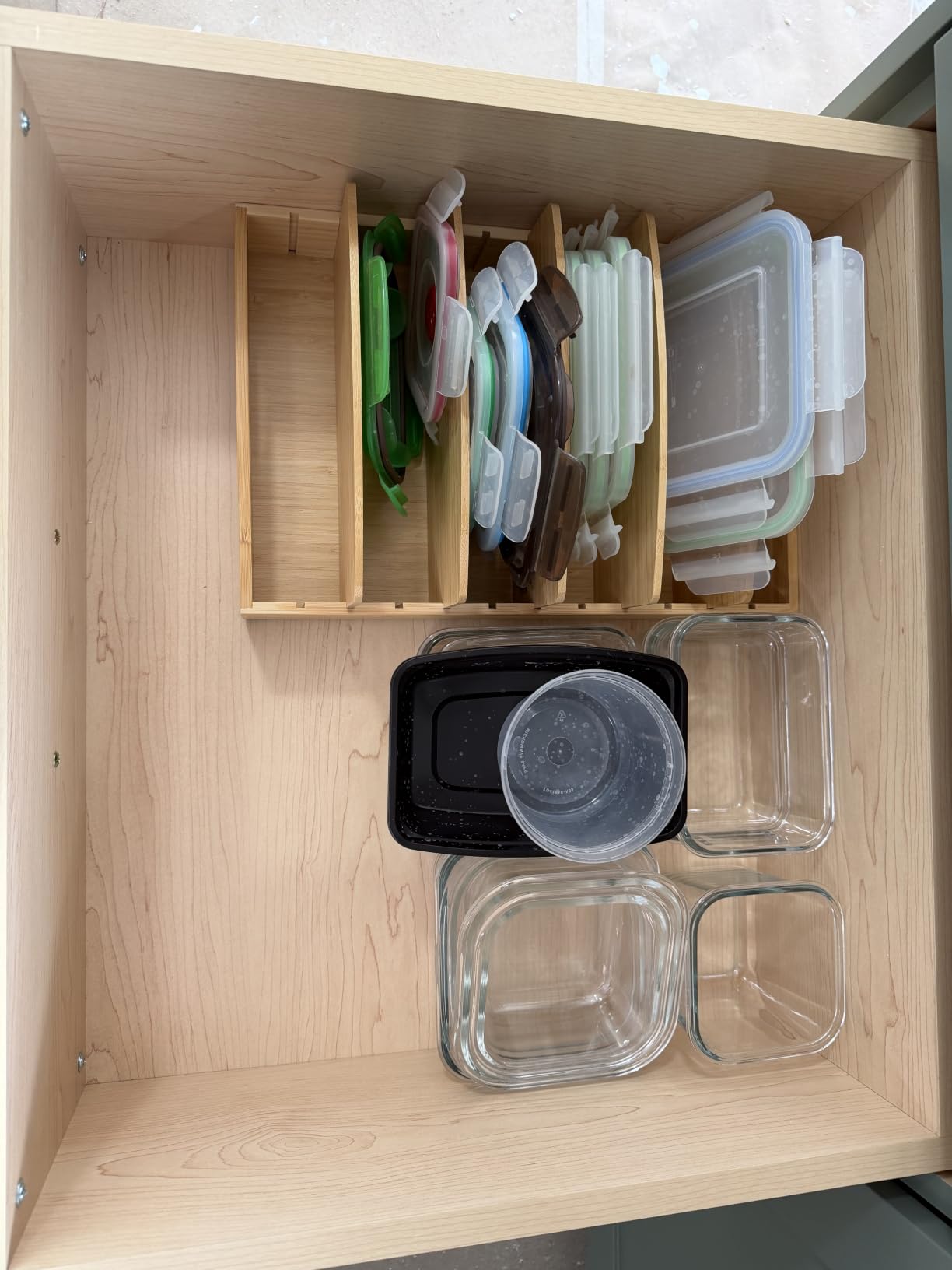 Umilife Large Bamboo Food Container Lid Organizer for Kitchen Cabinet | Adjustable slots - Premium bamboo, pretty color - Sturdy versatile caddy for snack, spice in drawer - Anti-Skid Silicone Pads customer photo 2