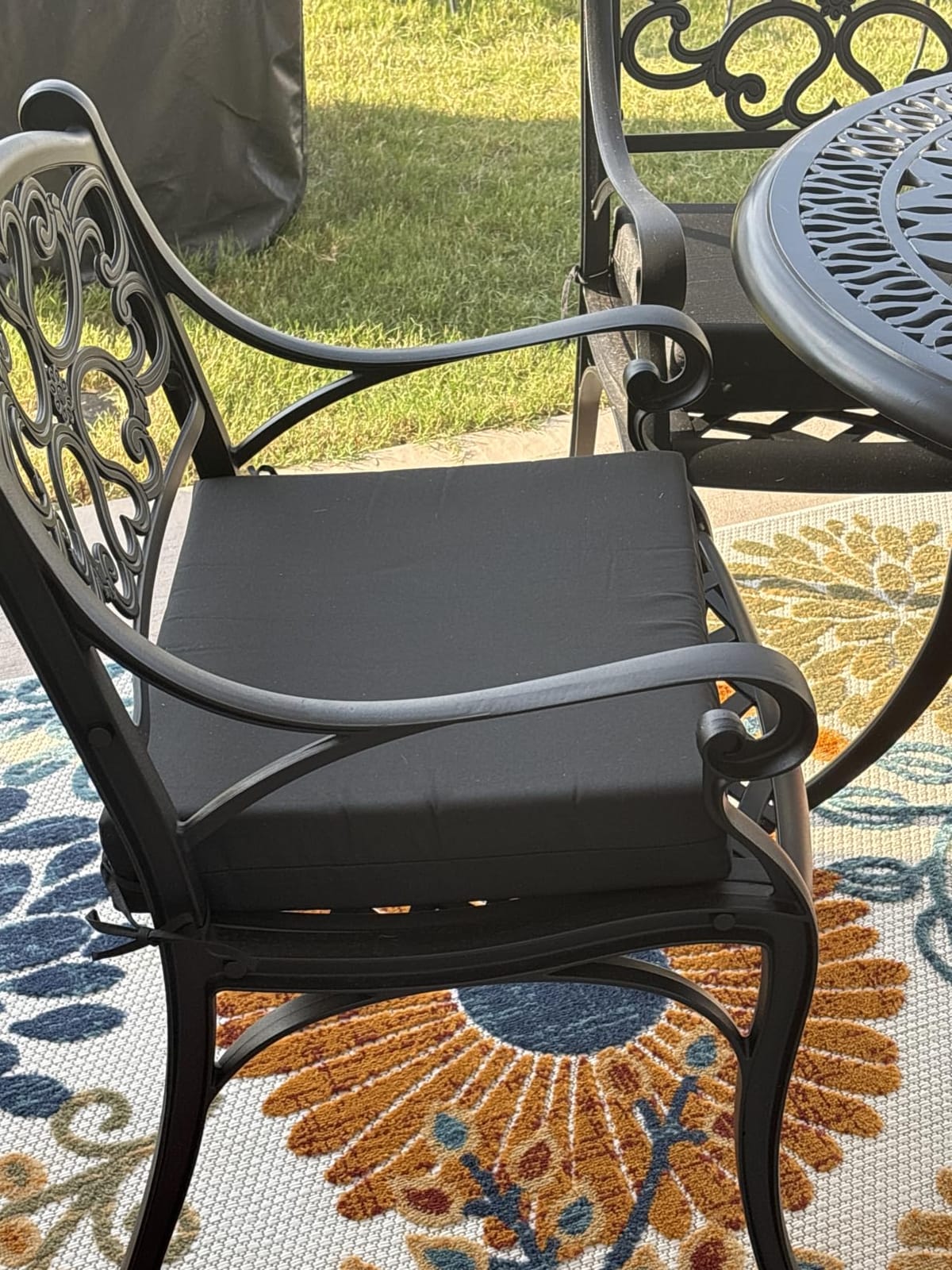 downluxe Outdoor Chair Cushions Set of 4 for Patio Furniture, Water-Resistant Patio Chair Cushions with Ties, High Density Foam Outdoor Seat Cushion, 17