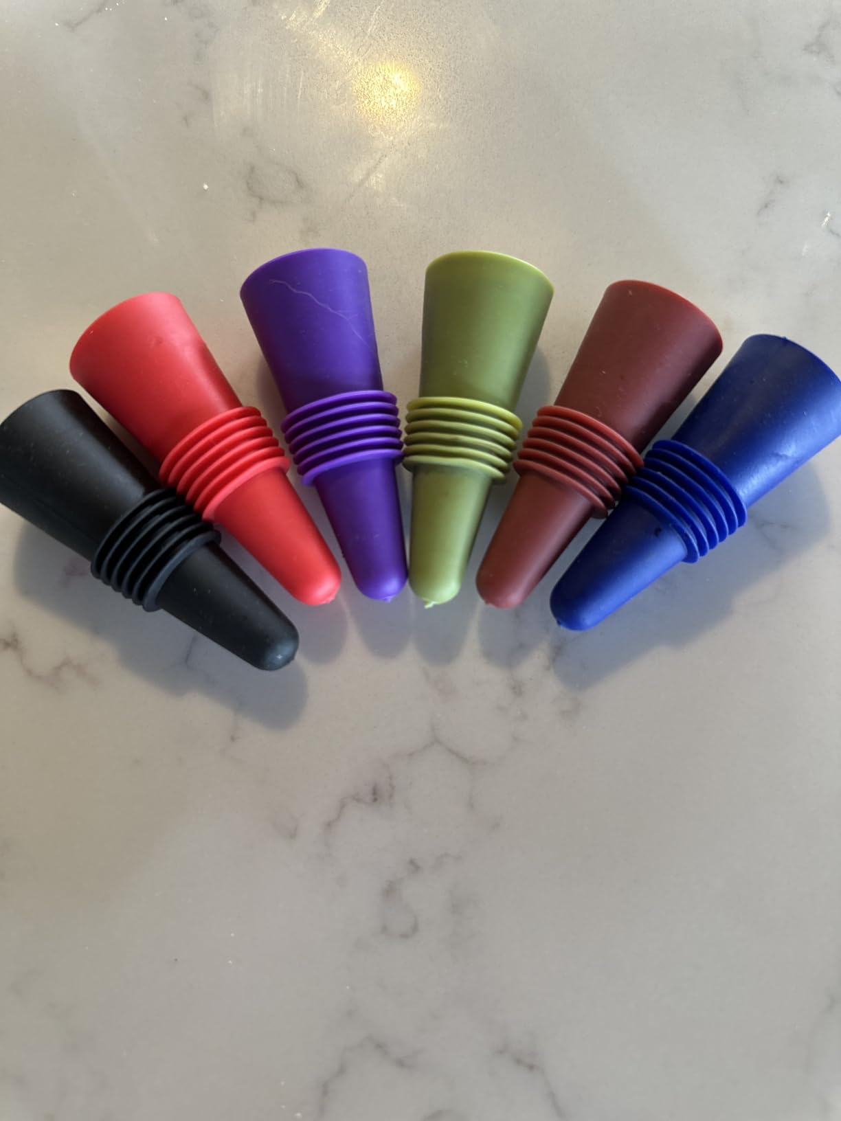 Wine Stoppers Beverage Bottle Sealer Soft Silicone Wine Bottle Stoppers Corks with Grip Top for Keeping Wine Champagne Fresh, 8 Pack customer photo 2