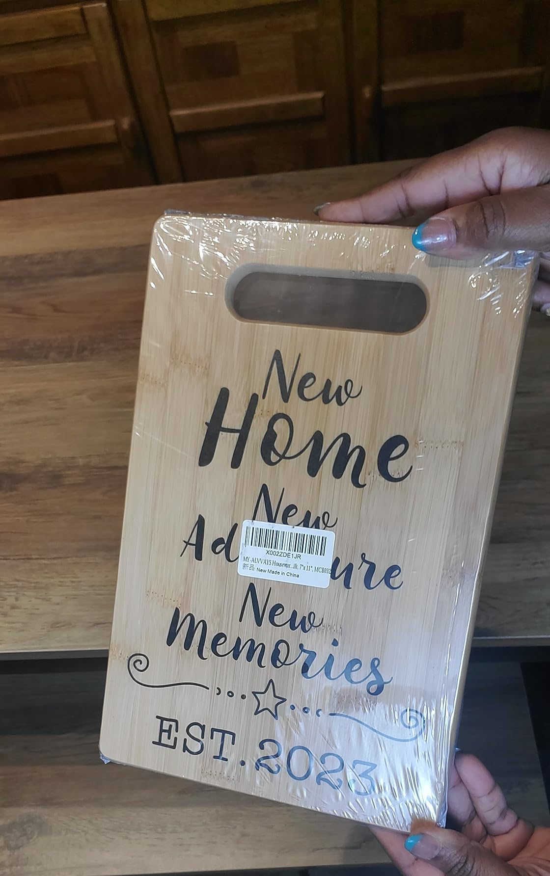 MY-ALVVAYS House Warming Gifts New Home, Perfect House Warming Gifts, New Home Gift Idea for Women Men Homeowner, New Apartment Essentials, New Home New Adventure New Memories 2026 Cutting Board customer photo 1