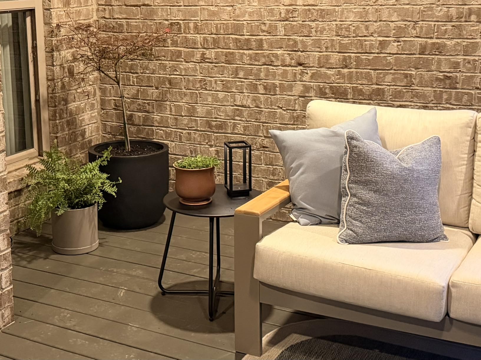 Meluvici Patio Small Side Table Waterproof Round Metal Steel Weather Resistant Portable Outdoor and Indoor End Table for Garden Balcony Yard, Black customer photo 2