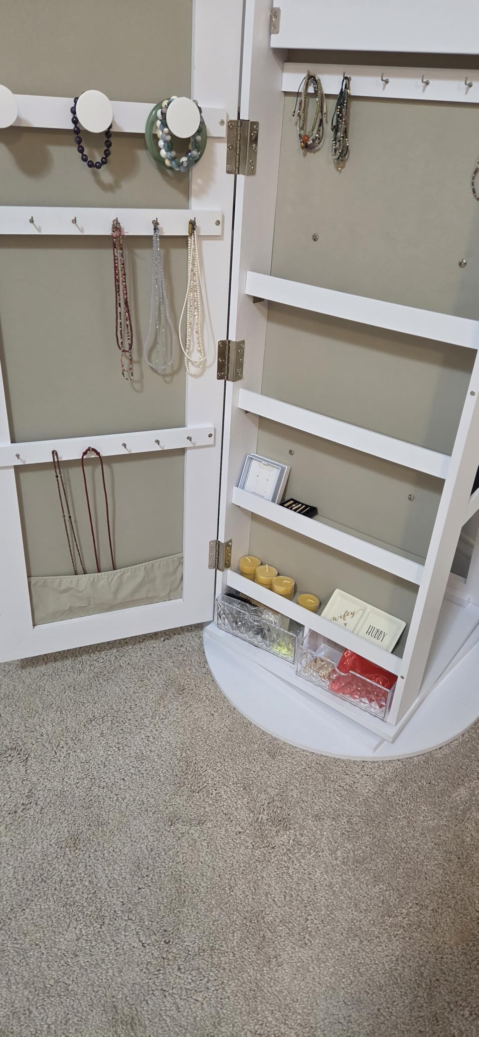 SONGMICS 6 LEDs Mirror Jewelry Cabinet Organizer, 360° Swivel, Lockable | Frameless Full-Length Mirror with Storage, Jewelry Armoire, 3 Storage Shelves, White Surface, Black Lining UJJC007W01 customer photo 2