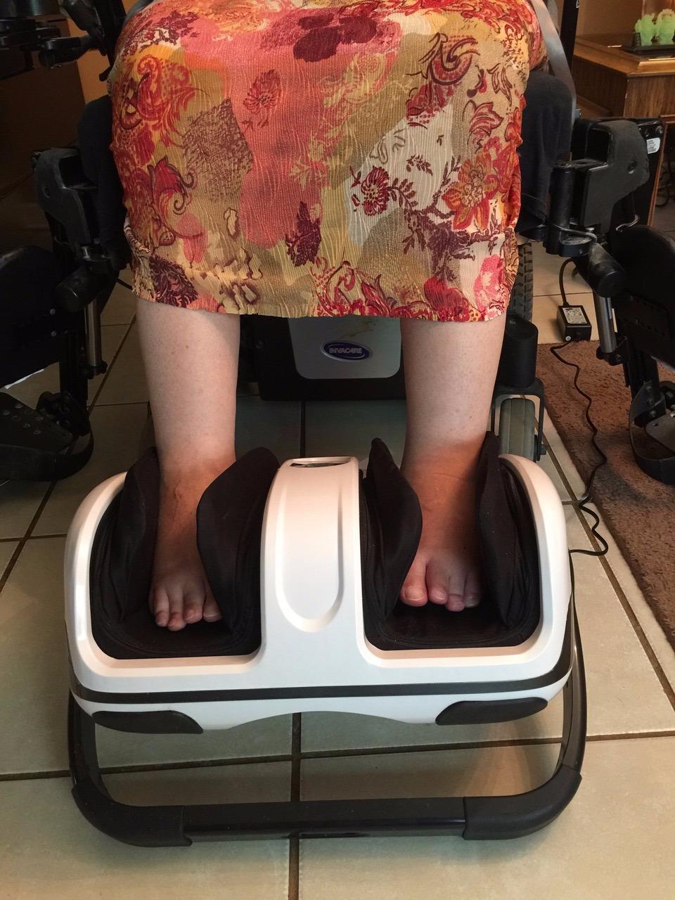 Cloud Massage Shiatsu Foot Massager with Heat, Standard Size, White | Deep Kneading & Compression, Adjustable Intensity, Multi-Mode Leg and Foot Massager with Remote Control, Anti-Slip Base customer photo 1