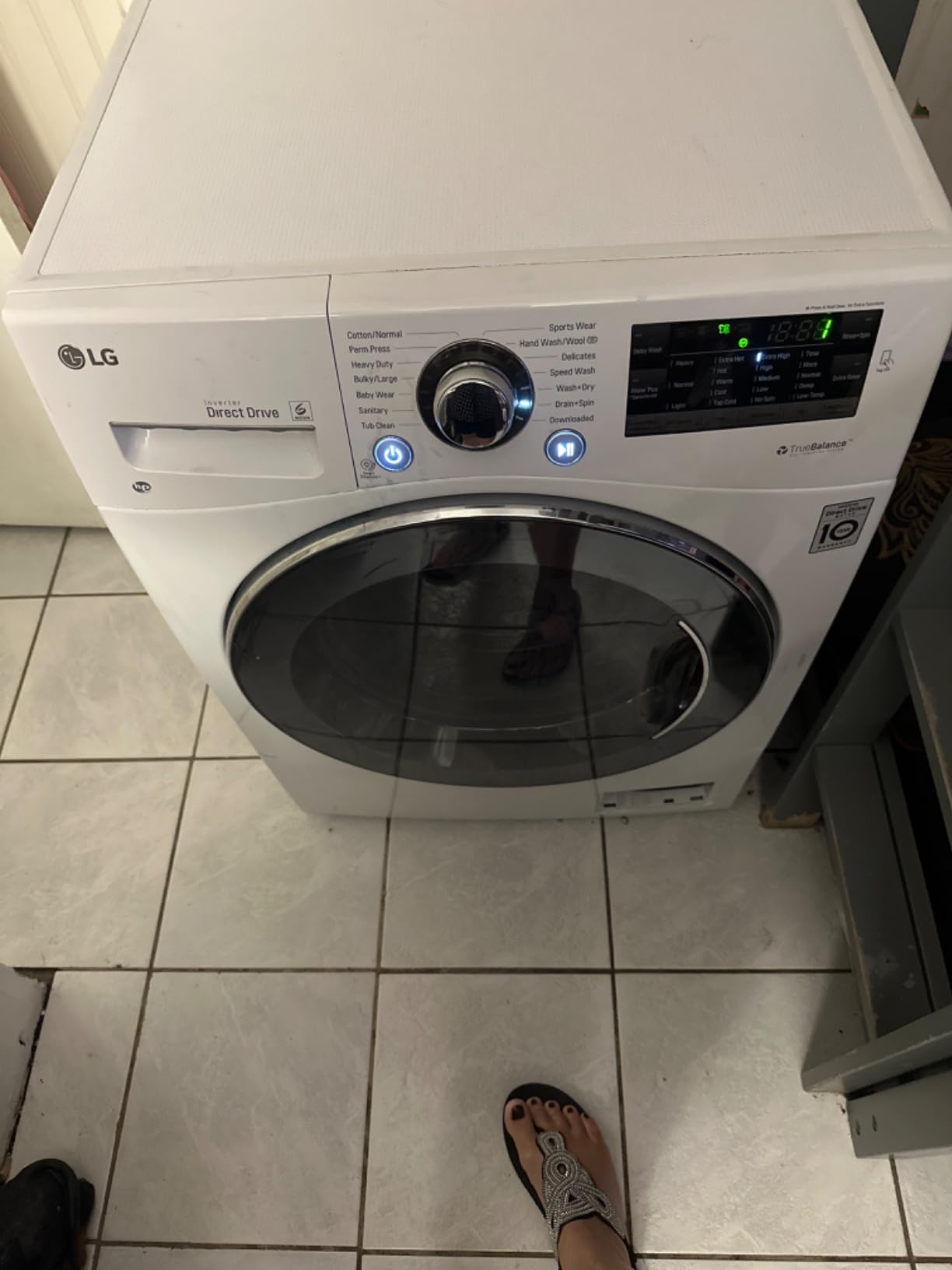 LG WM3555HWA 24 Inch Smart All In One Washer/Dryer with 2.3 cu. ft. Capacity, Wi-Fi Enabled, 14 Wash Cycles, 1400 RPM, Ventless, NeveRust Stainless Steel Drum, Quiet Operation, TrueBalance customer photo 1